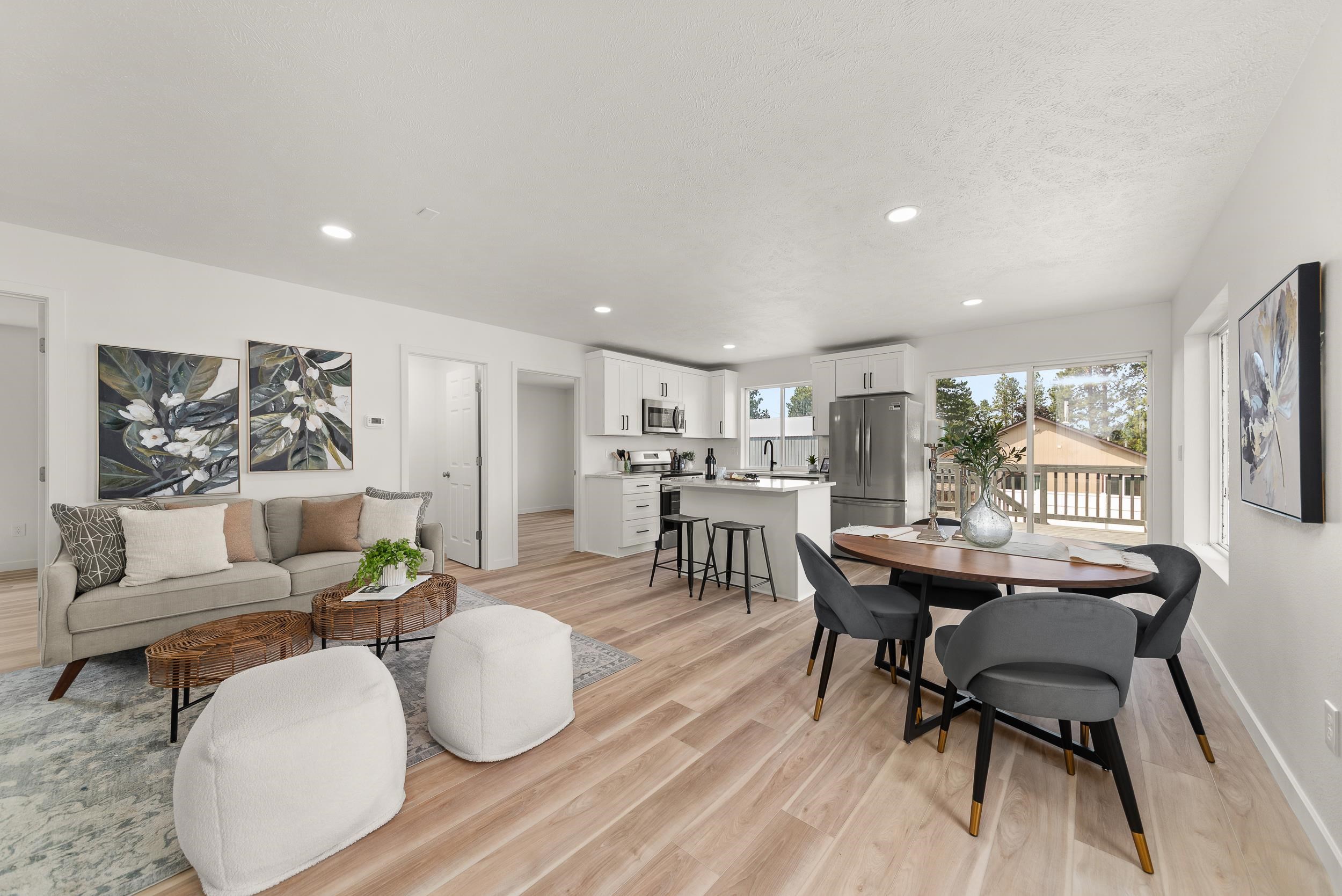 6109 E 8th Ave - Photo 3