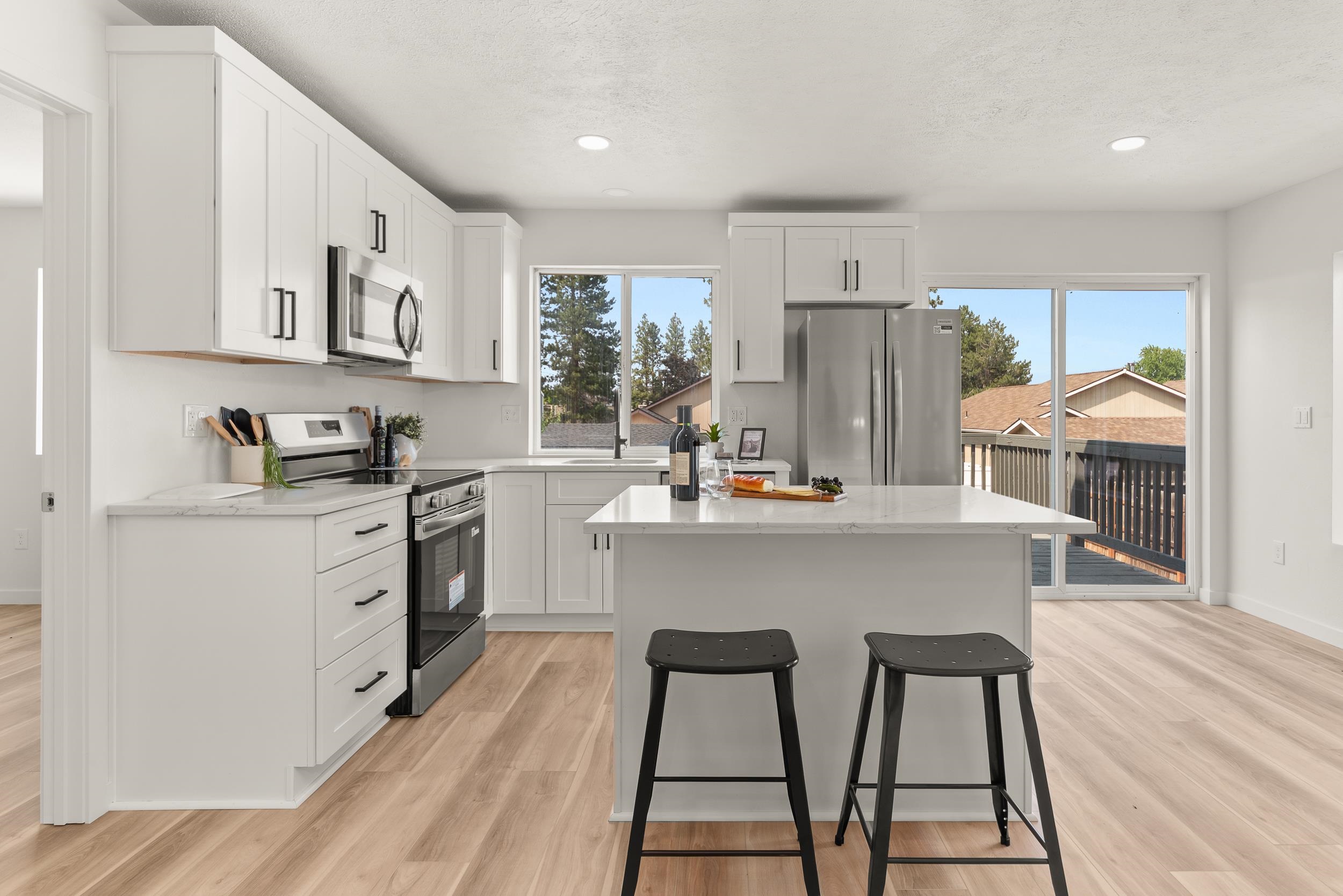 6109 E 8th Ave - Photo 4