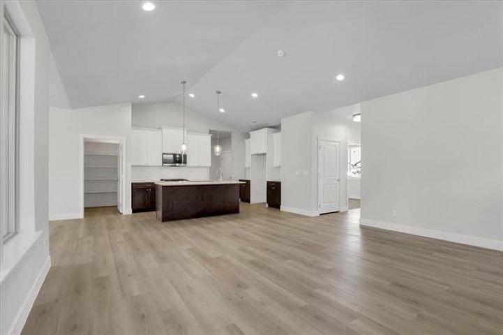 1109 -15 N Country Club Dr - Photo 7
