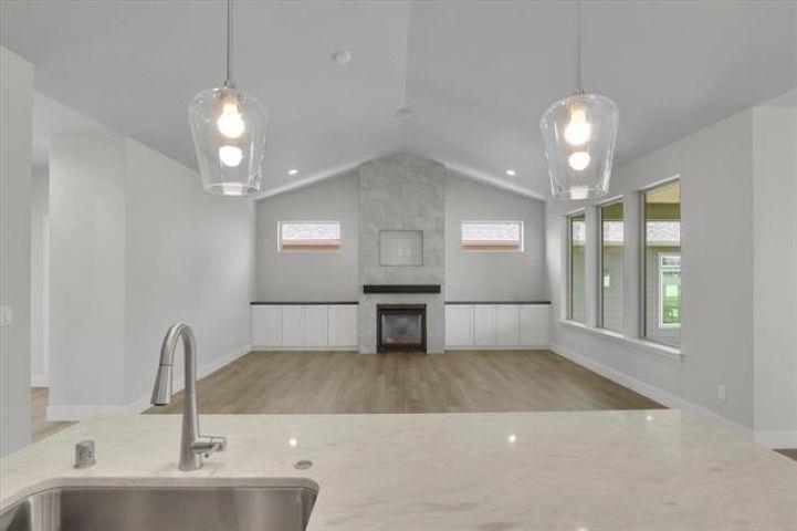 1109 -15 N Country Club Dr - Photo 13