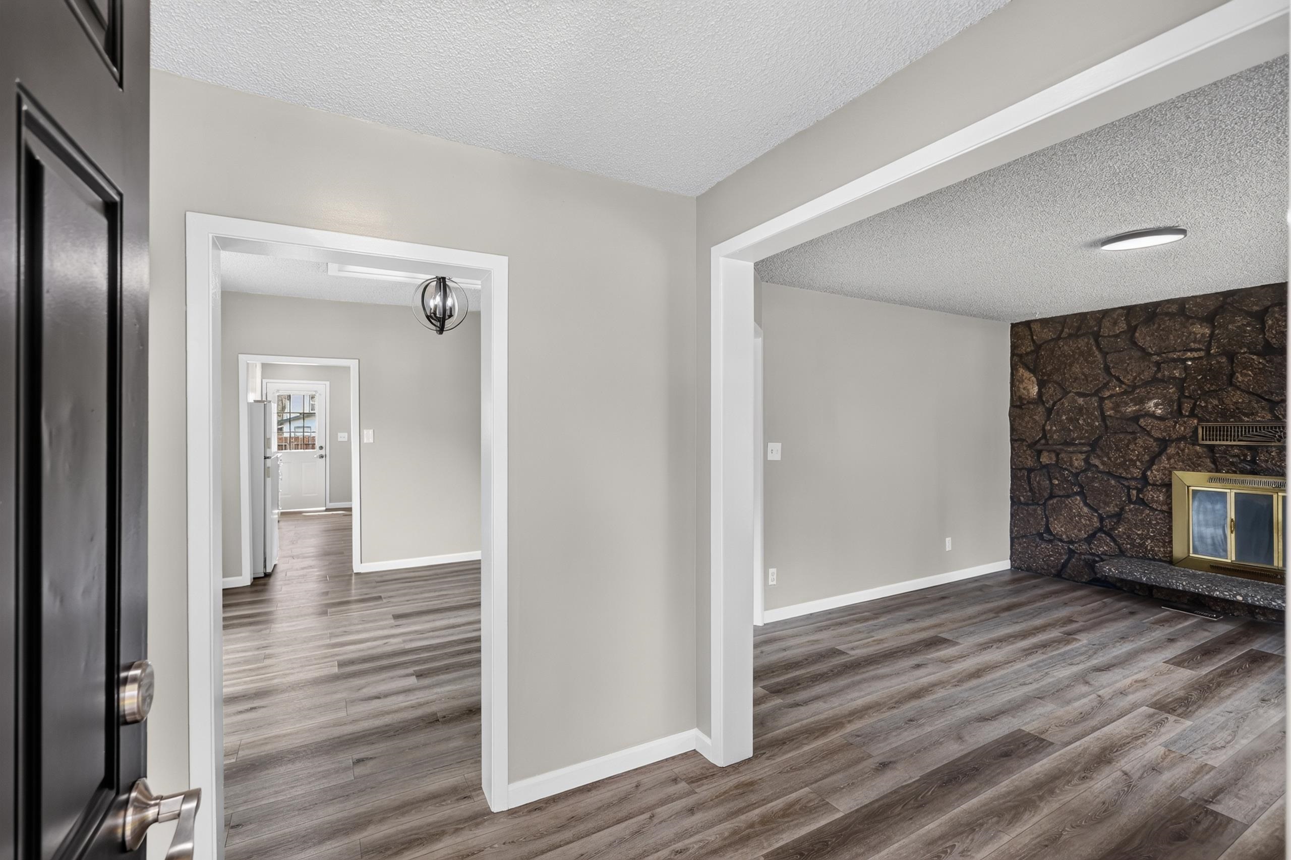 713 W Jackson Ave - Photo 4