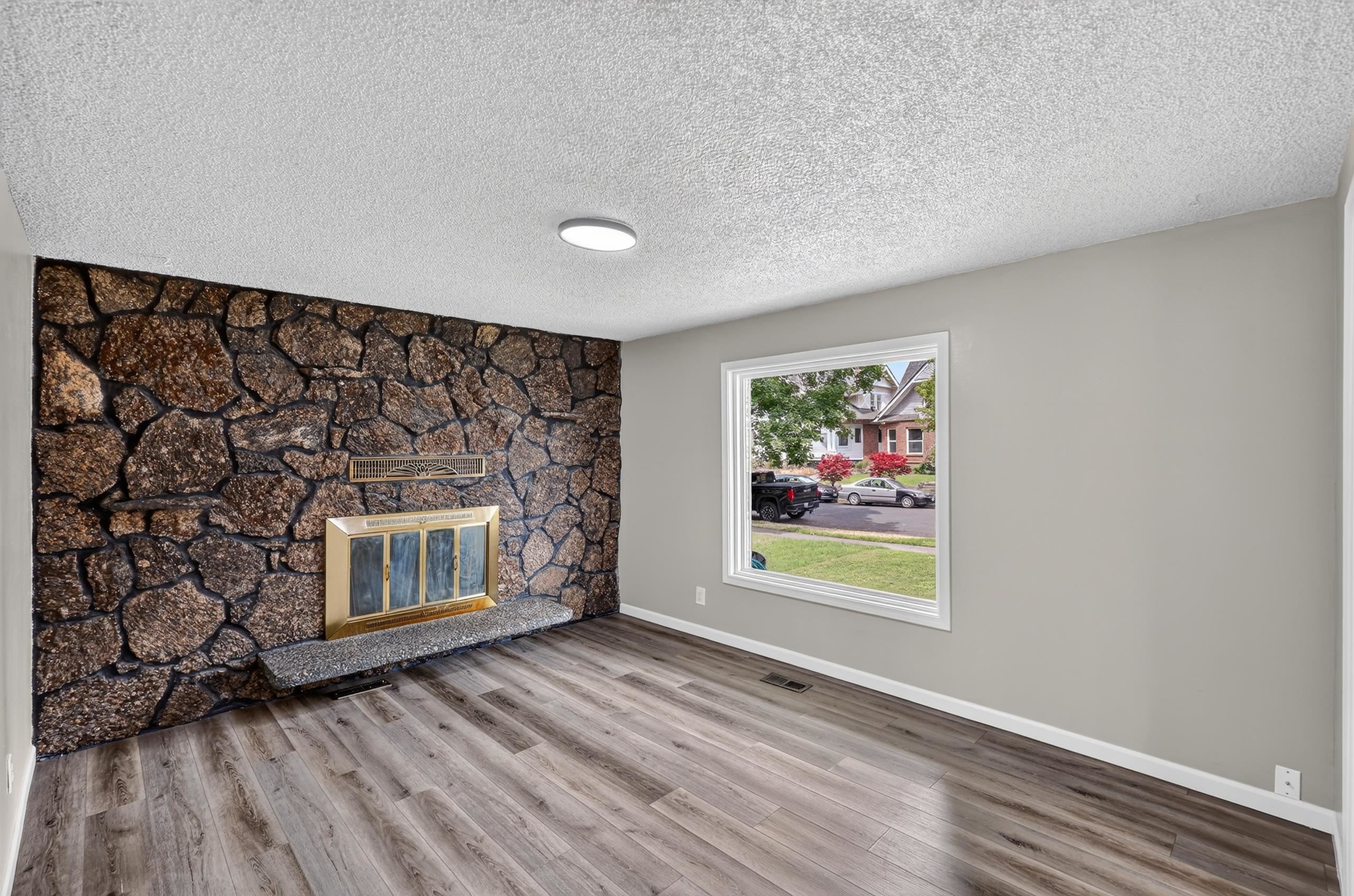 713 W Jackson Ave - Photo 5