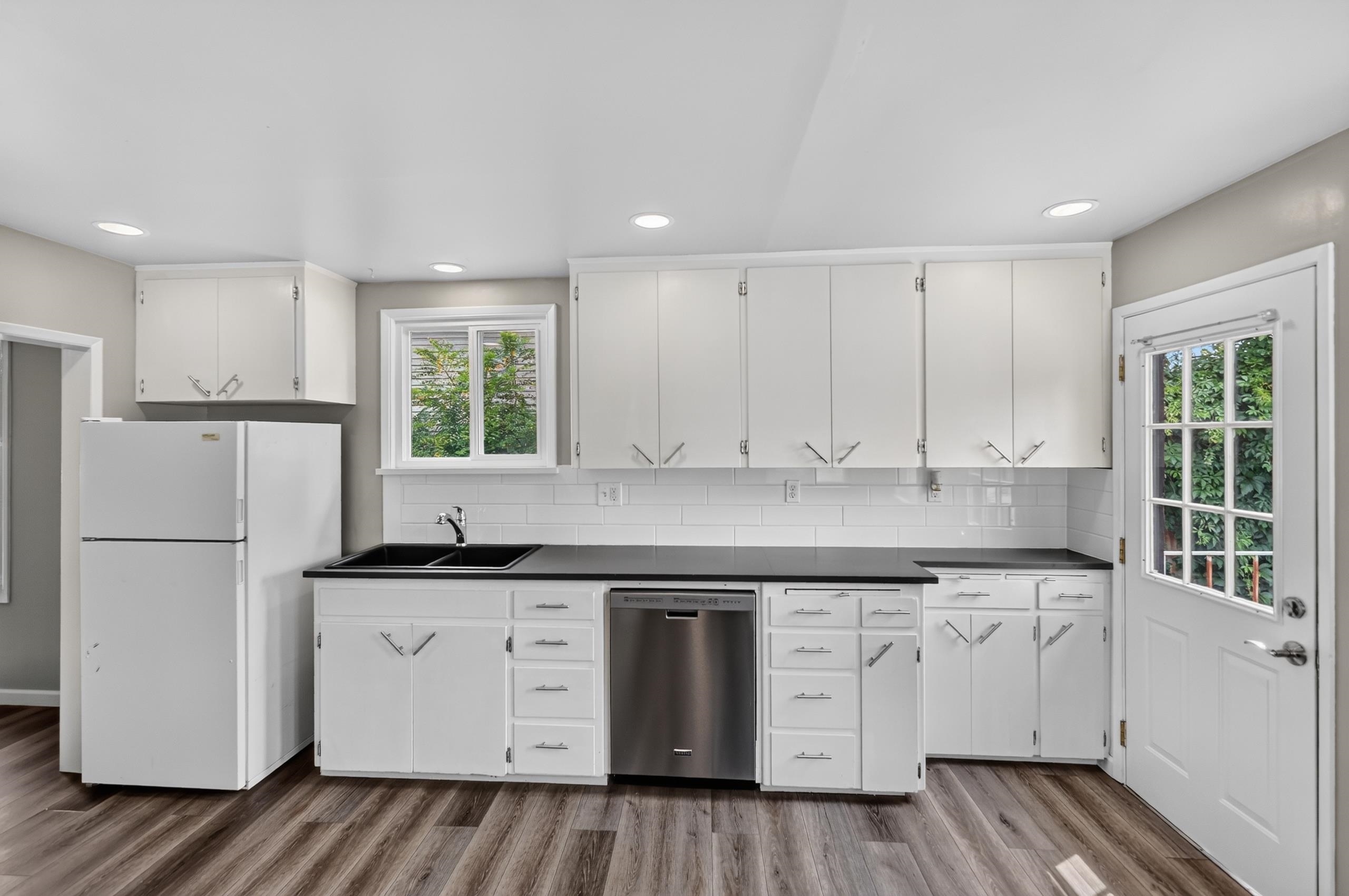 713 W Jackson Ave - Photo 15