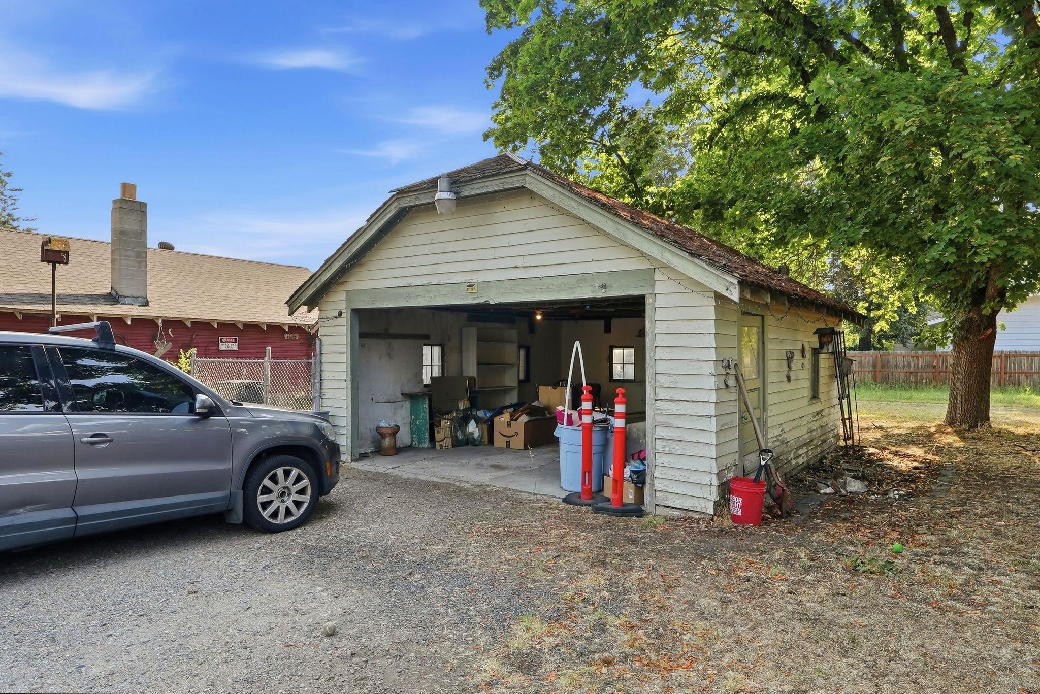 9922 E Upriver Dr - Photo 35