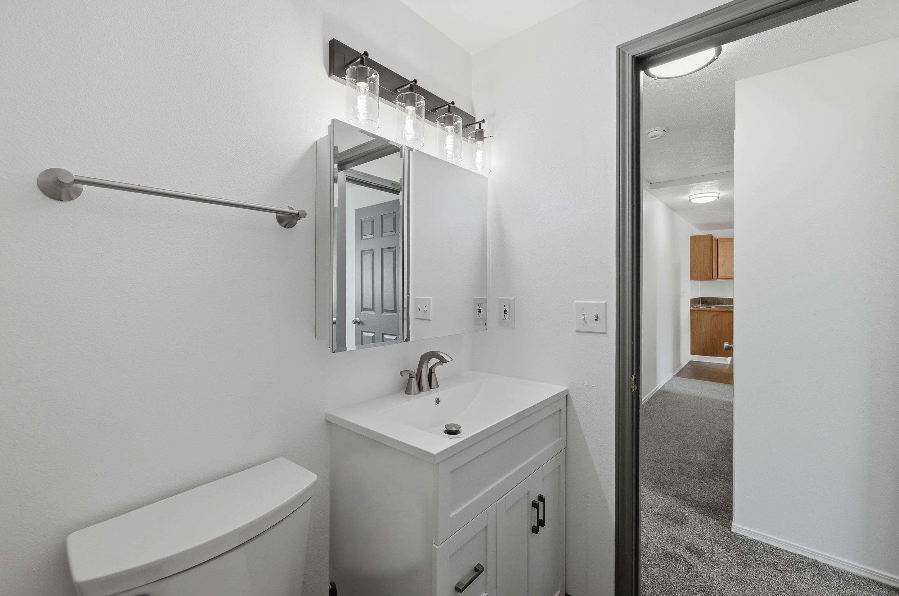 2407 E Columbia Ave - Photo 30