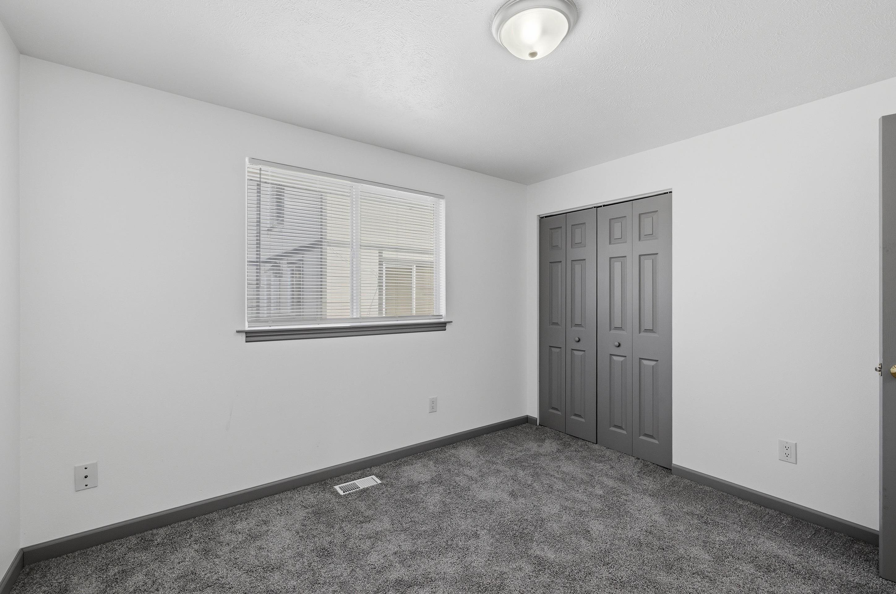 2407 E Columbia Ave - Photo 19