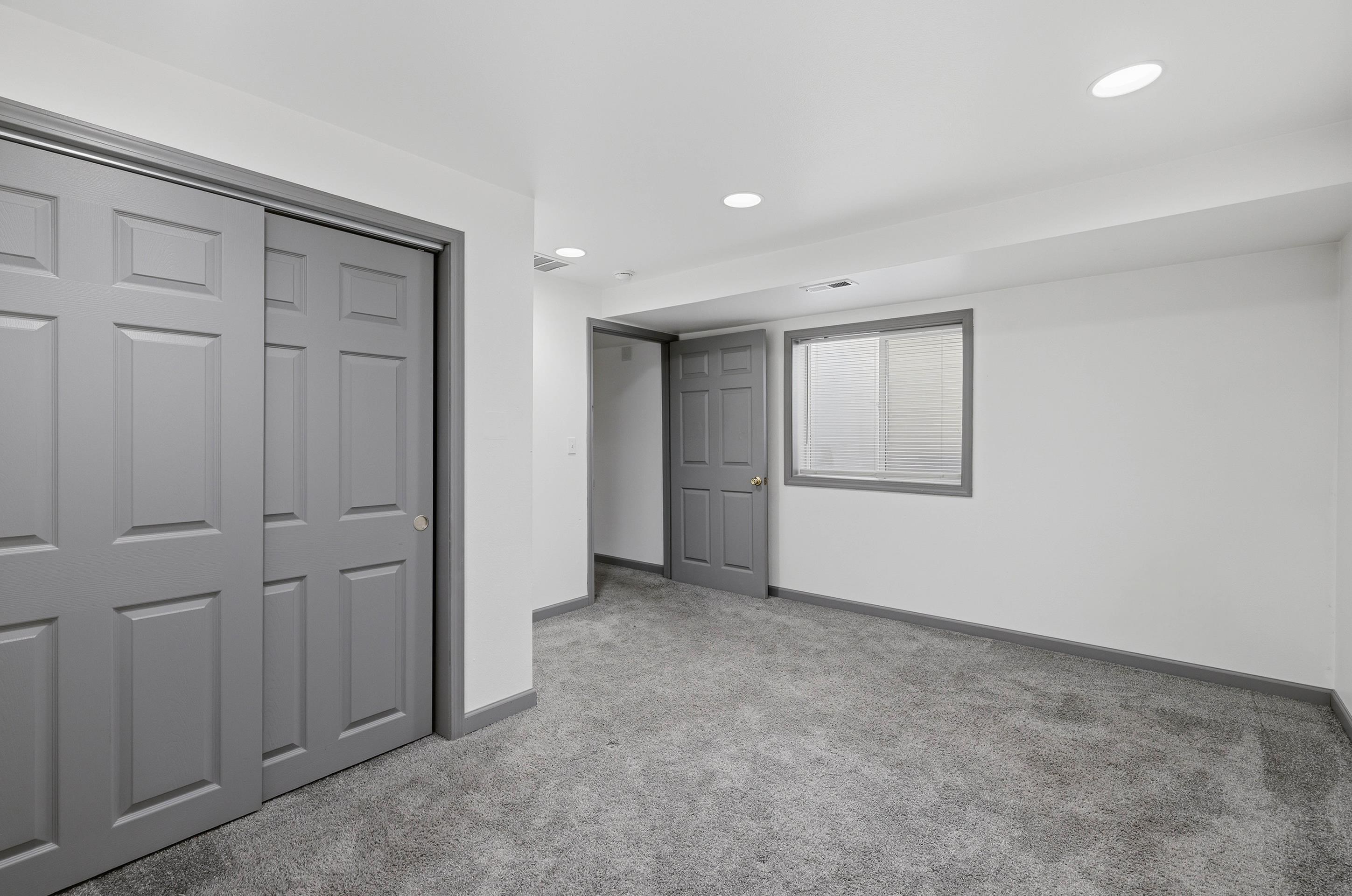 2407 E Columbia Ave - Photo 16