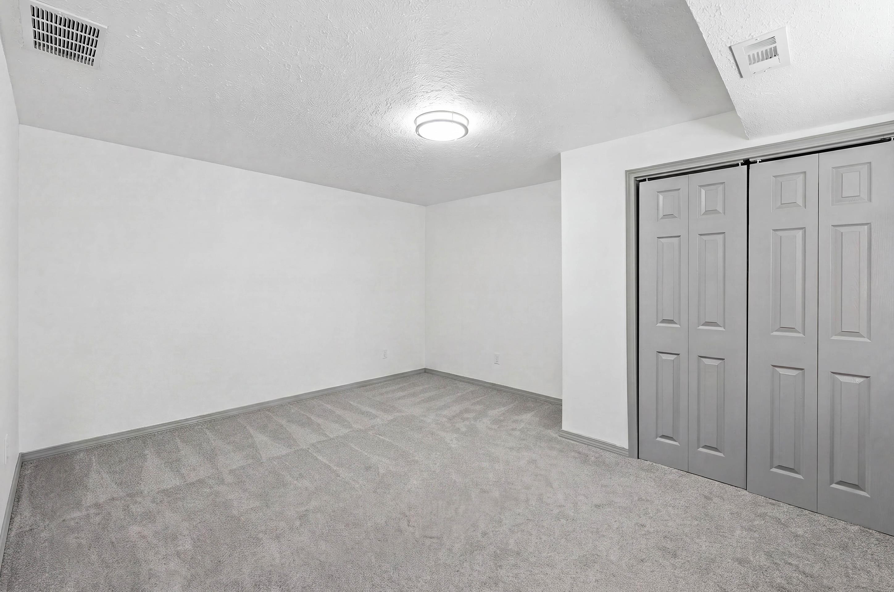 2407 E Columbia Ave - Photo 10