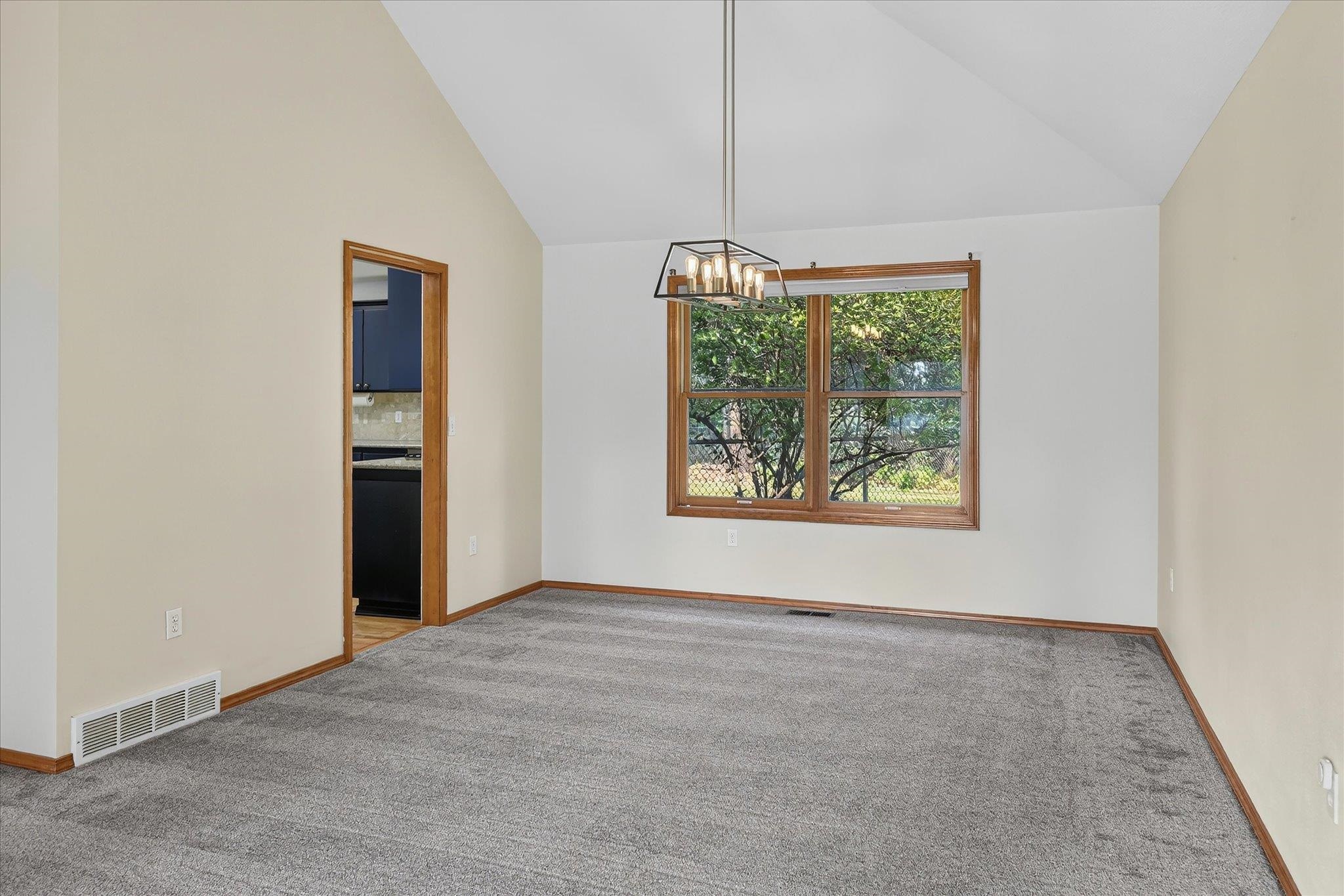 4309 E Pineglen Rd - Photo 4