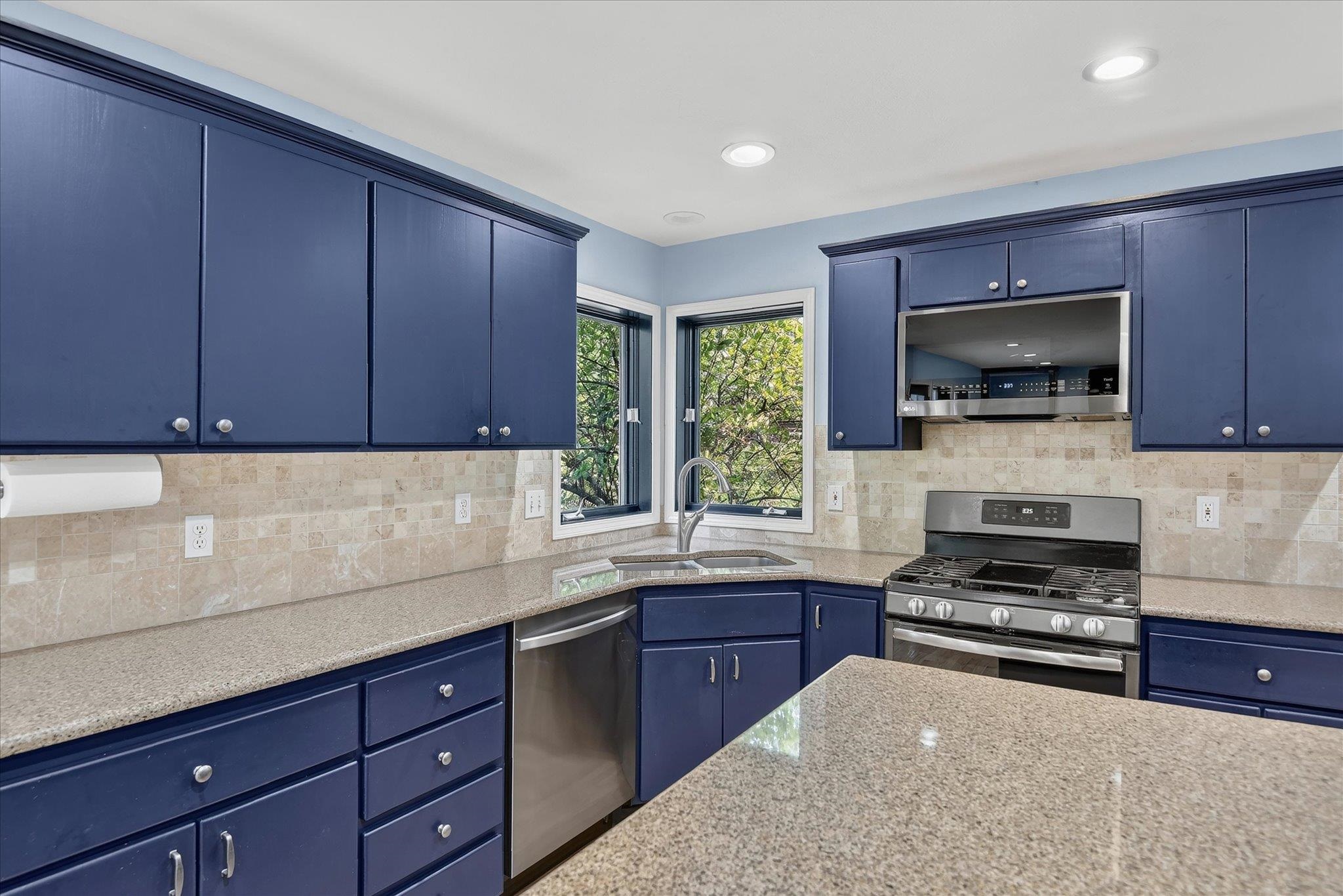 4309 E Pineglen Rd - Photo 10