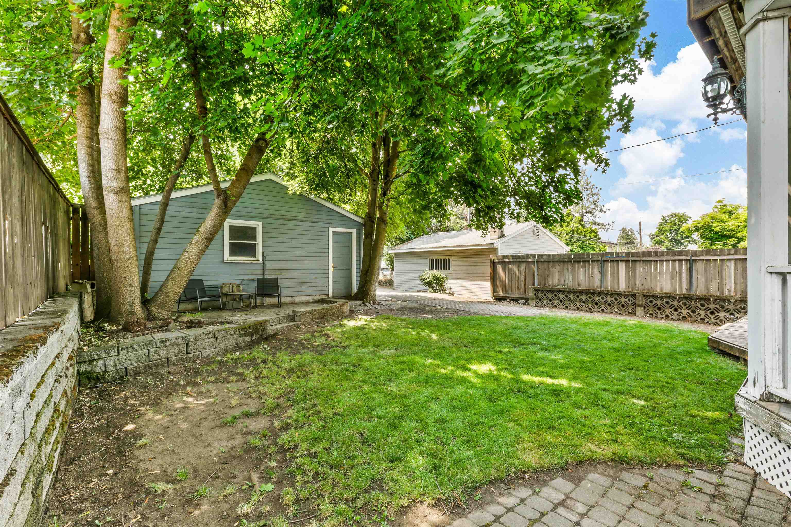 1035 W 10th Ave - Photo 27