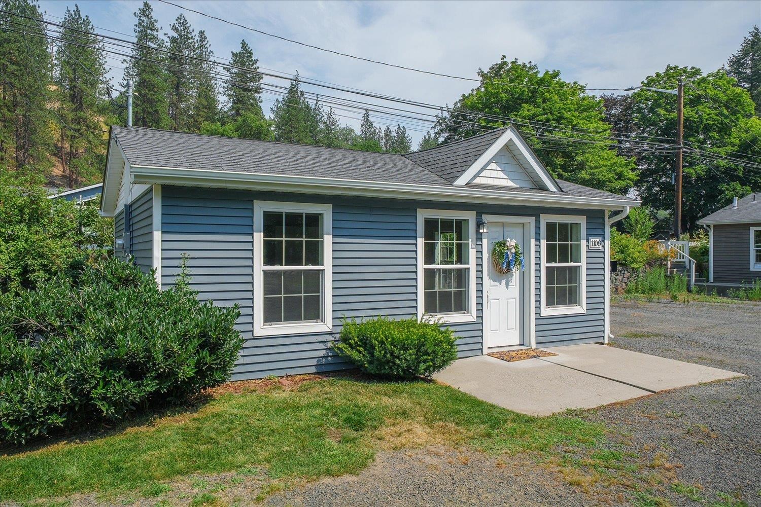 1126 S Coeur d'Alene St - Photo 2