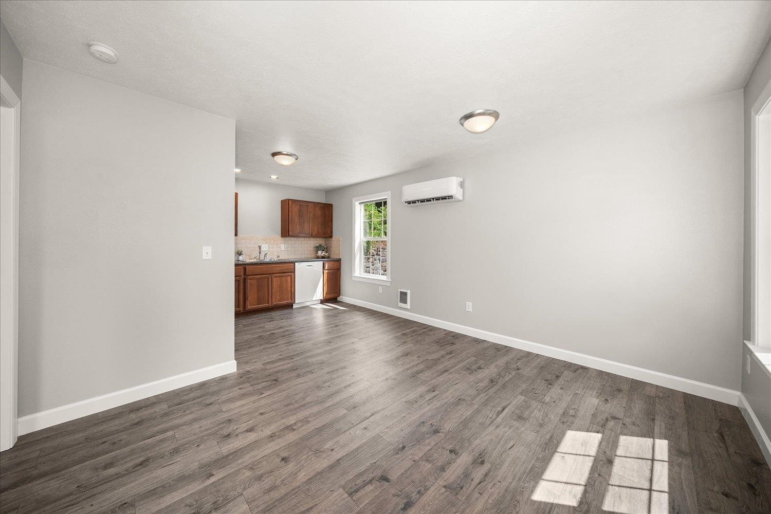 1126 S Coeur d'Alene St - Photo 8
