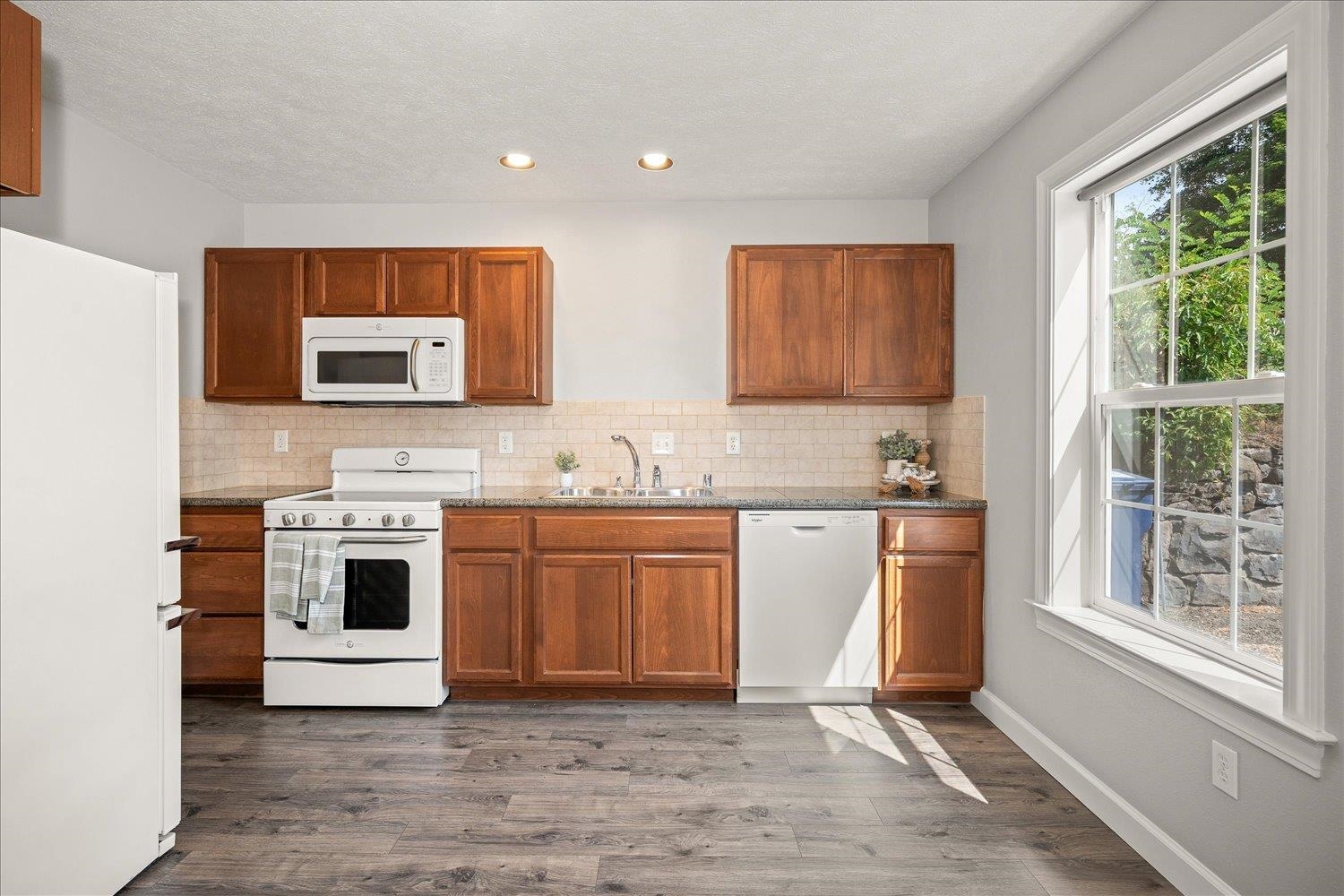 1126 S Coeur d'Alene St - Photo 10