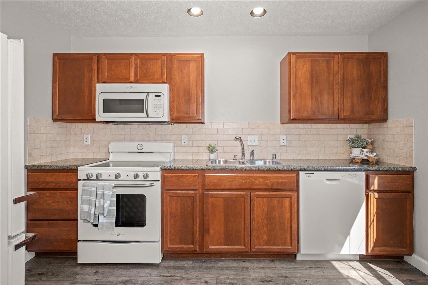 1126 S Coeur d'Alene St - Photo 11