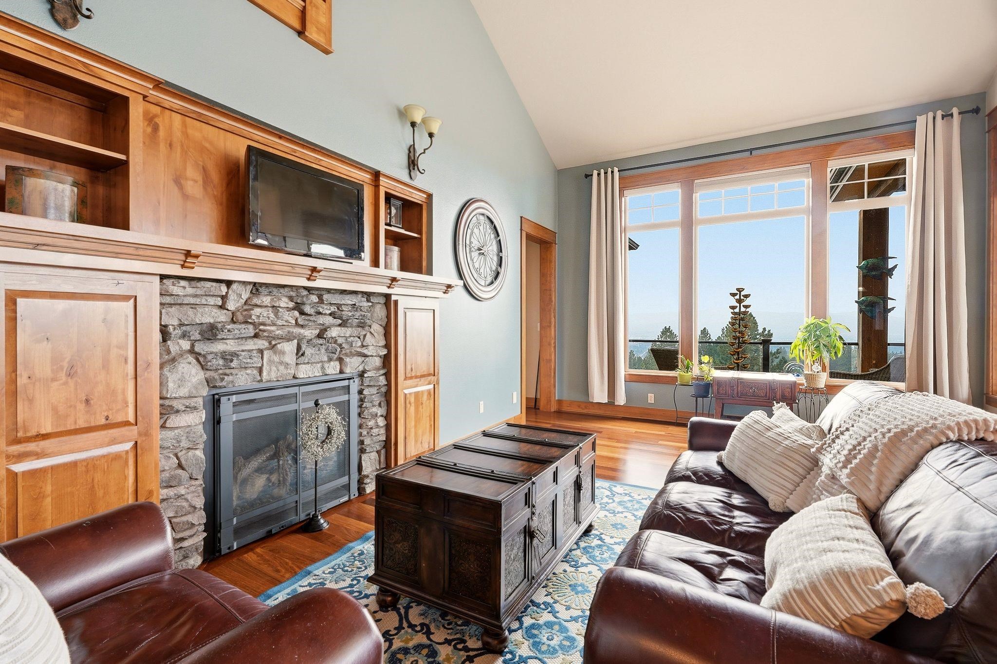 8924 E Courtview Ln - Photo 12