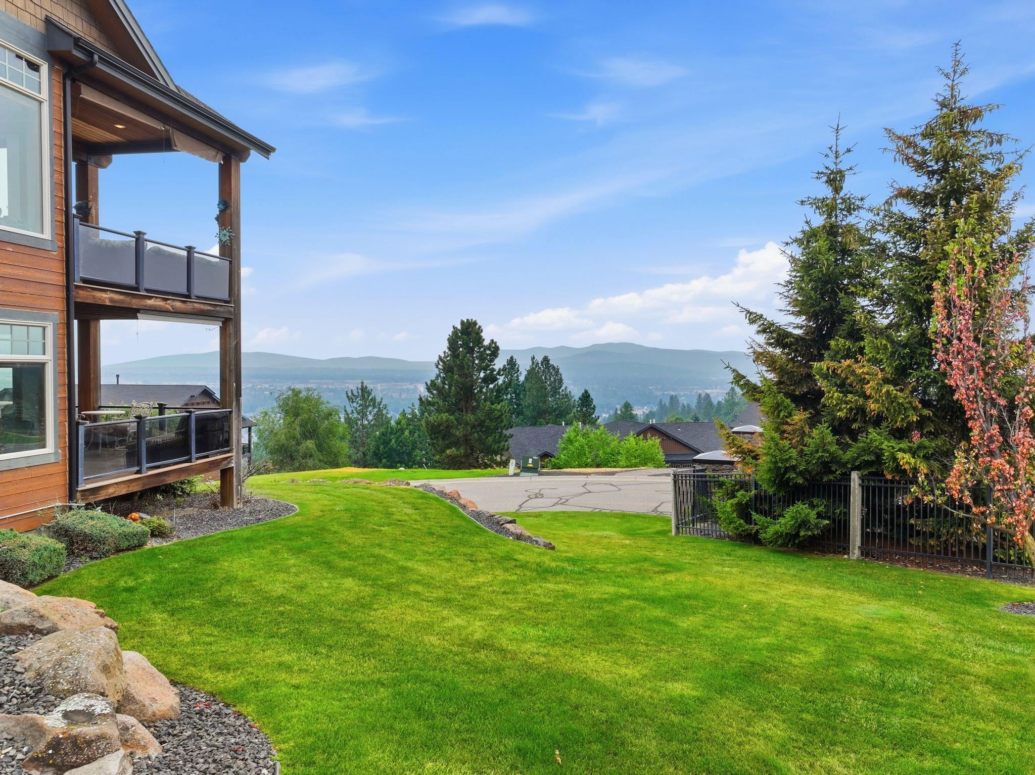 8924 E Courtview Ln - Photo 37