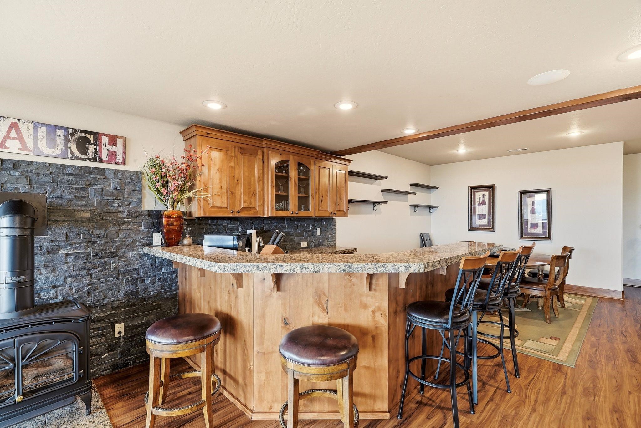8924 E Courtview Ln - Photo 29