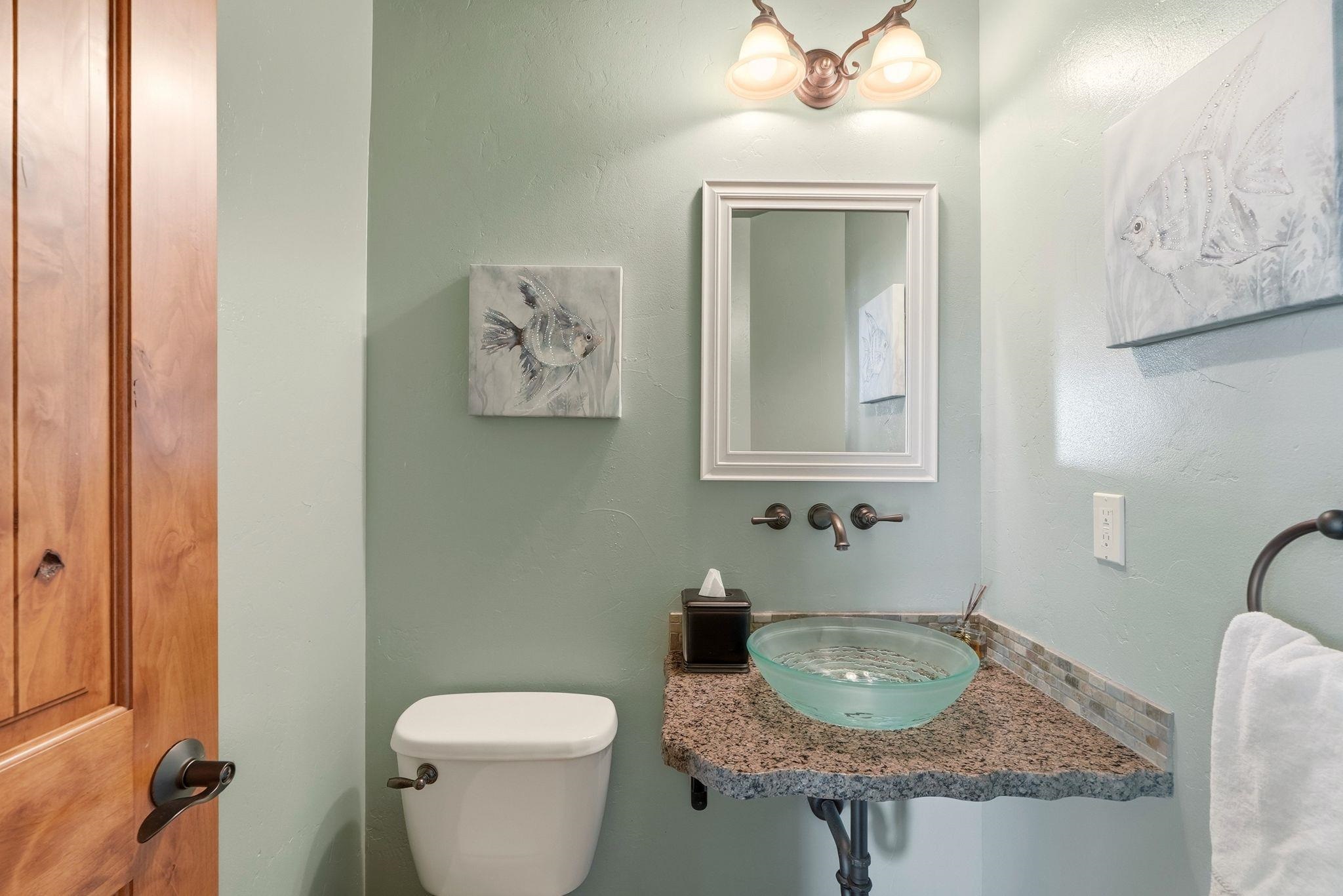8924 E Courtview Ln - Photo 19