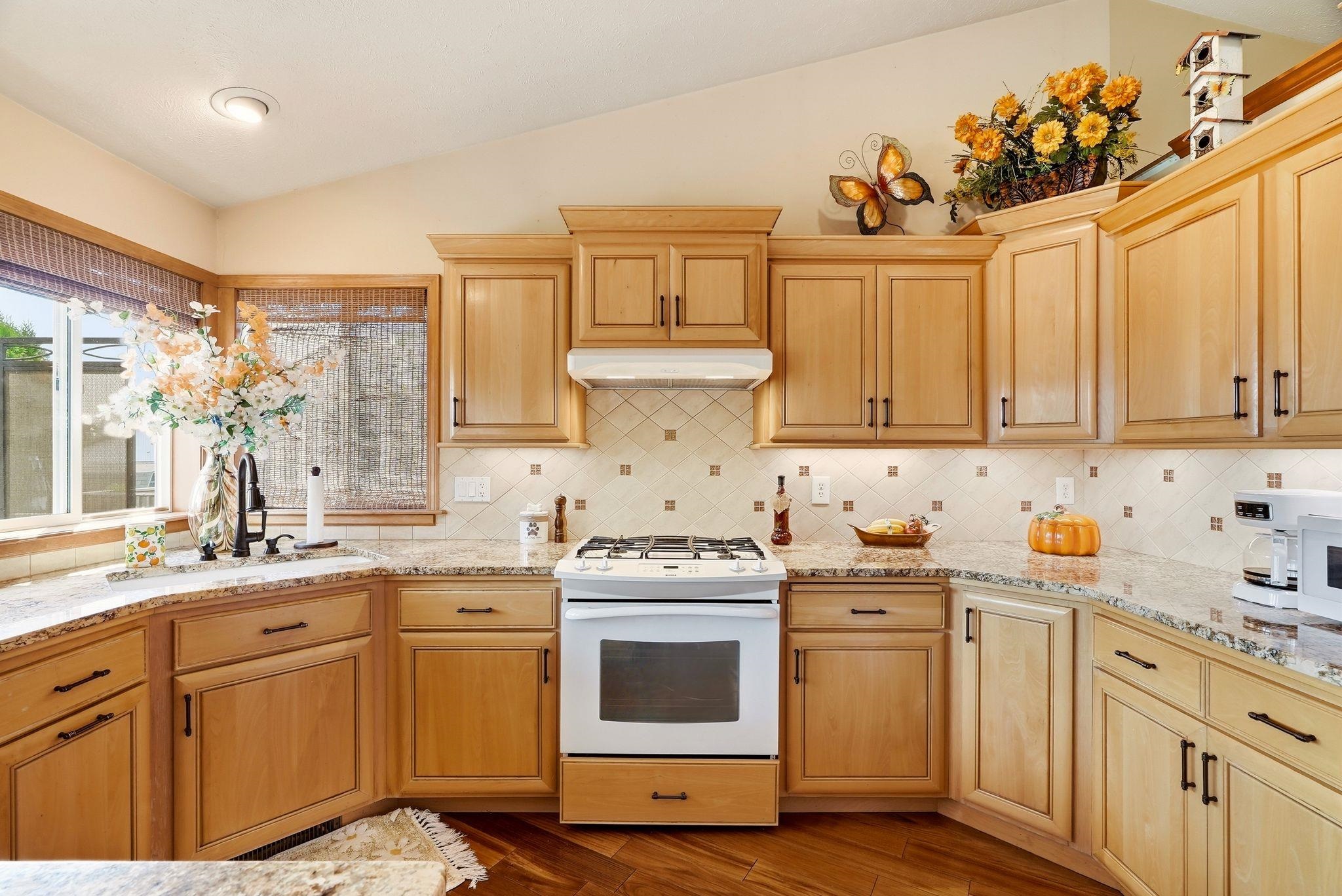 9818 E Whitman Ct - Photo 14