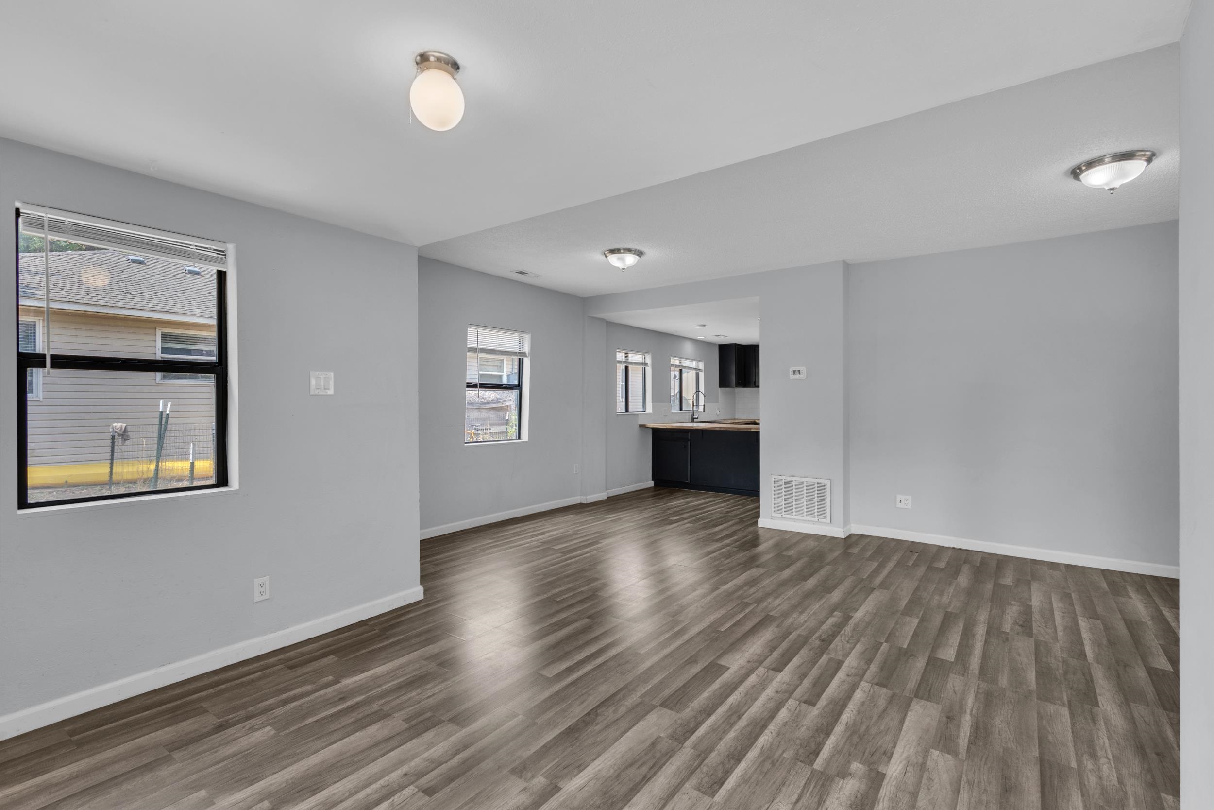 120 W 3rd St - Photo 3