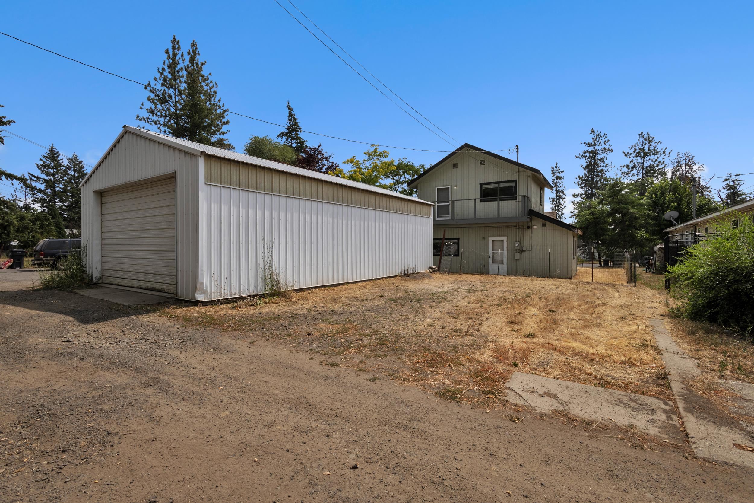 120 W 3rd St - Photo 23