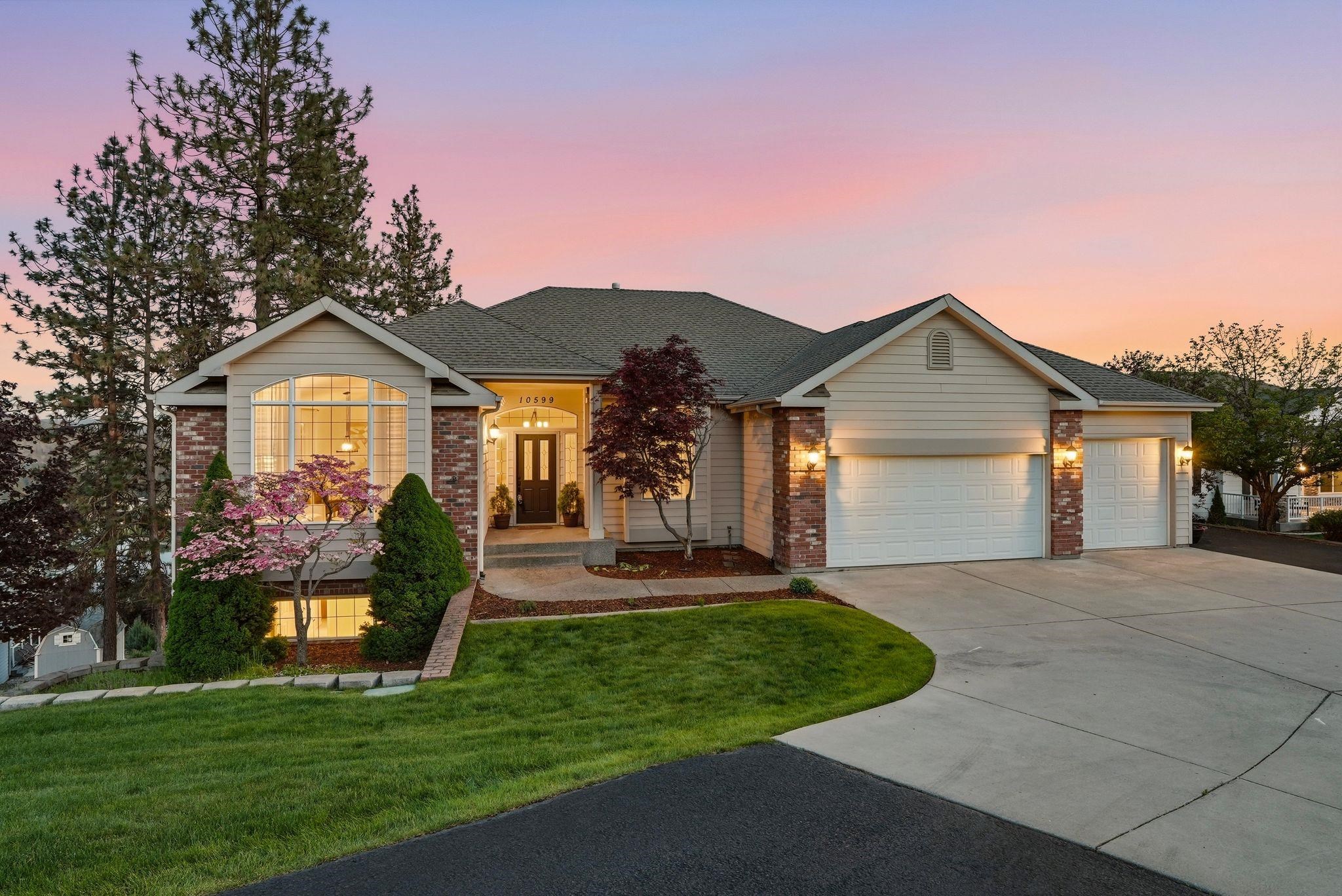 10599 W Lakeside Ln - Photo 2