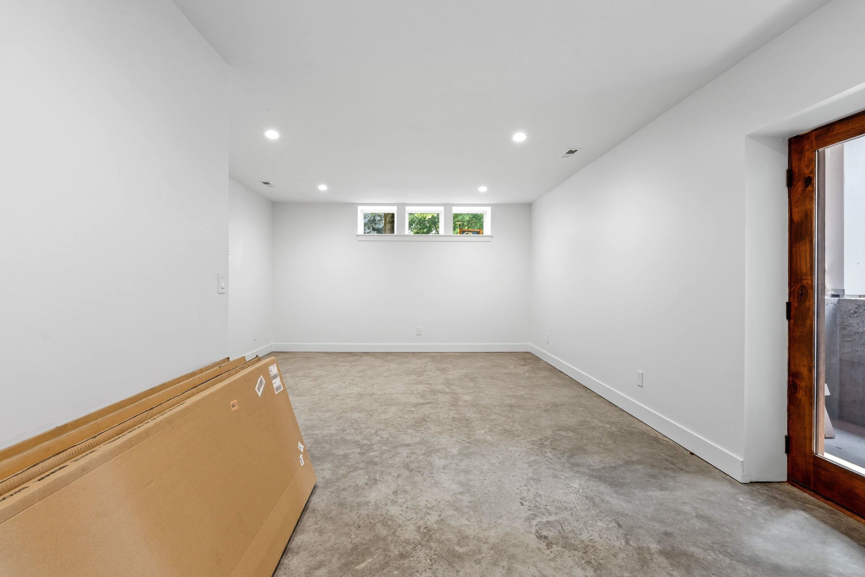 401 E 18th Ave - Photo 44