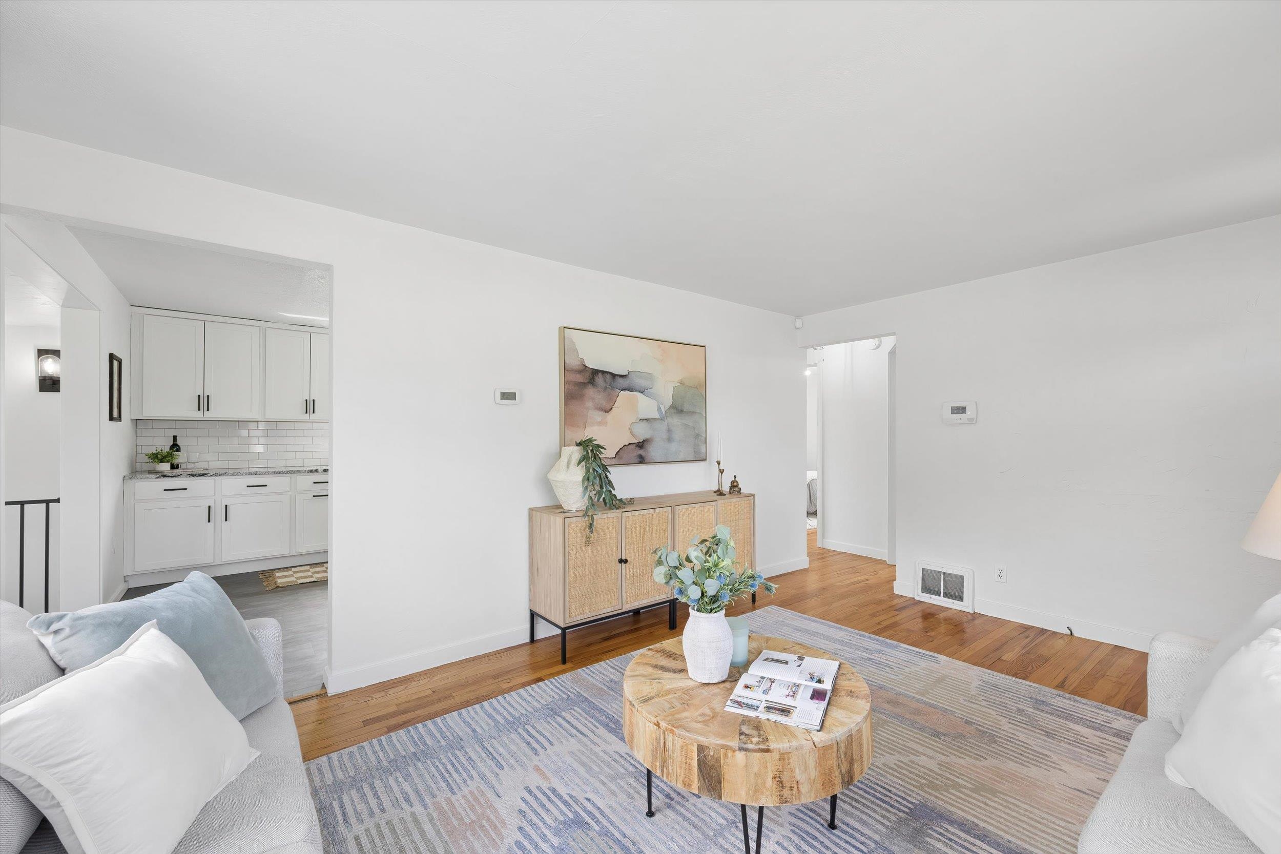 2629 W Crown Ave - Photo 7