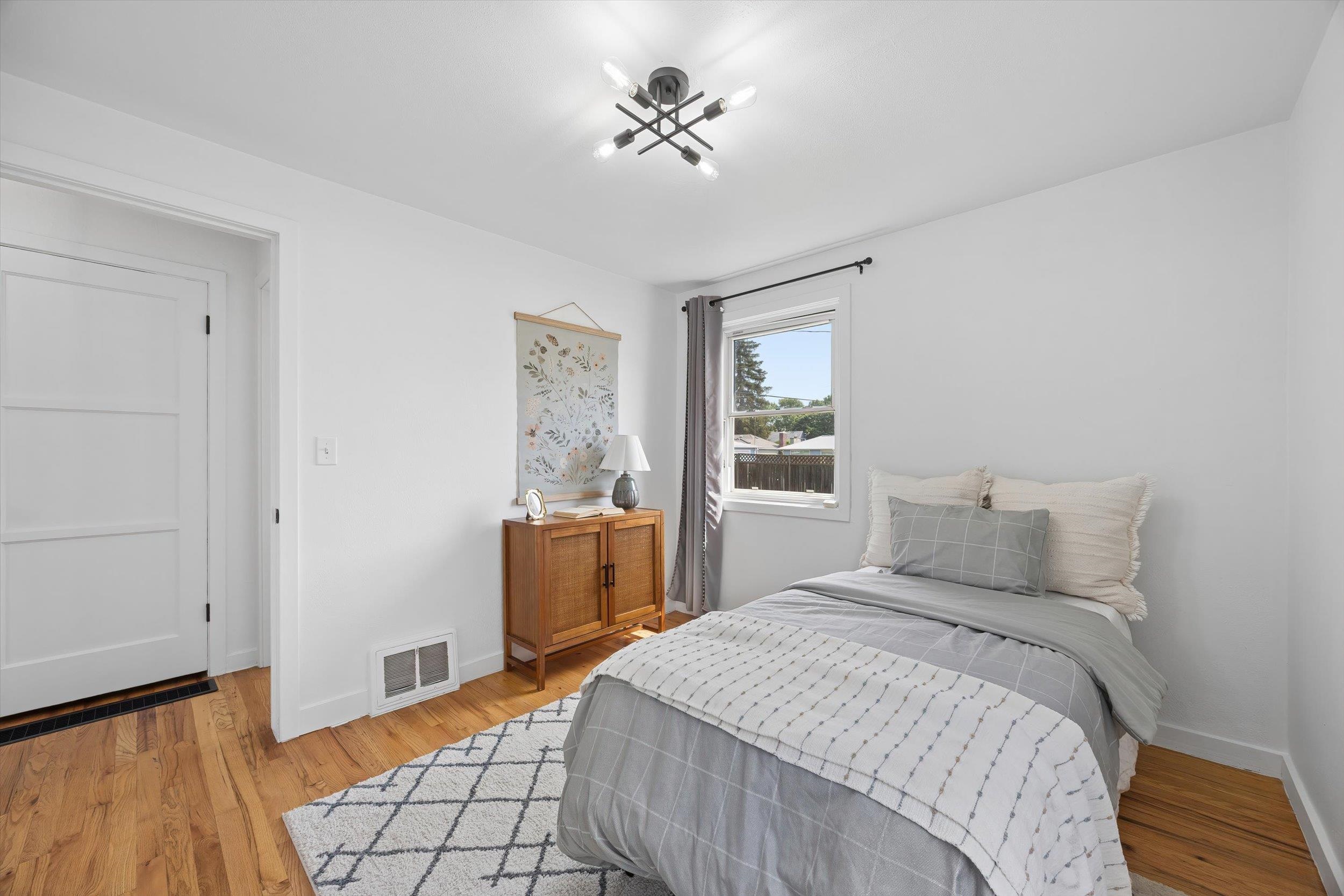 2629 W Crown Ave - Photo 20