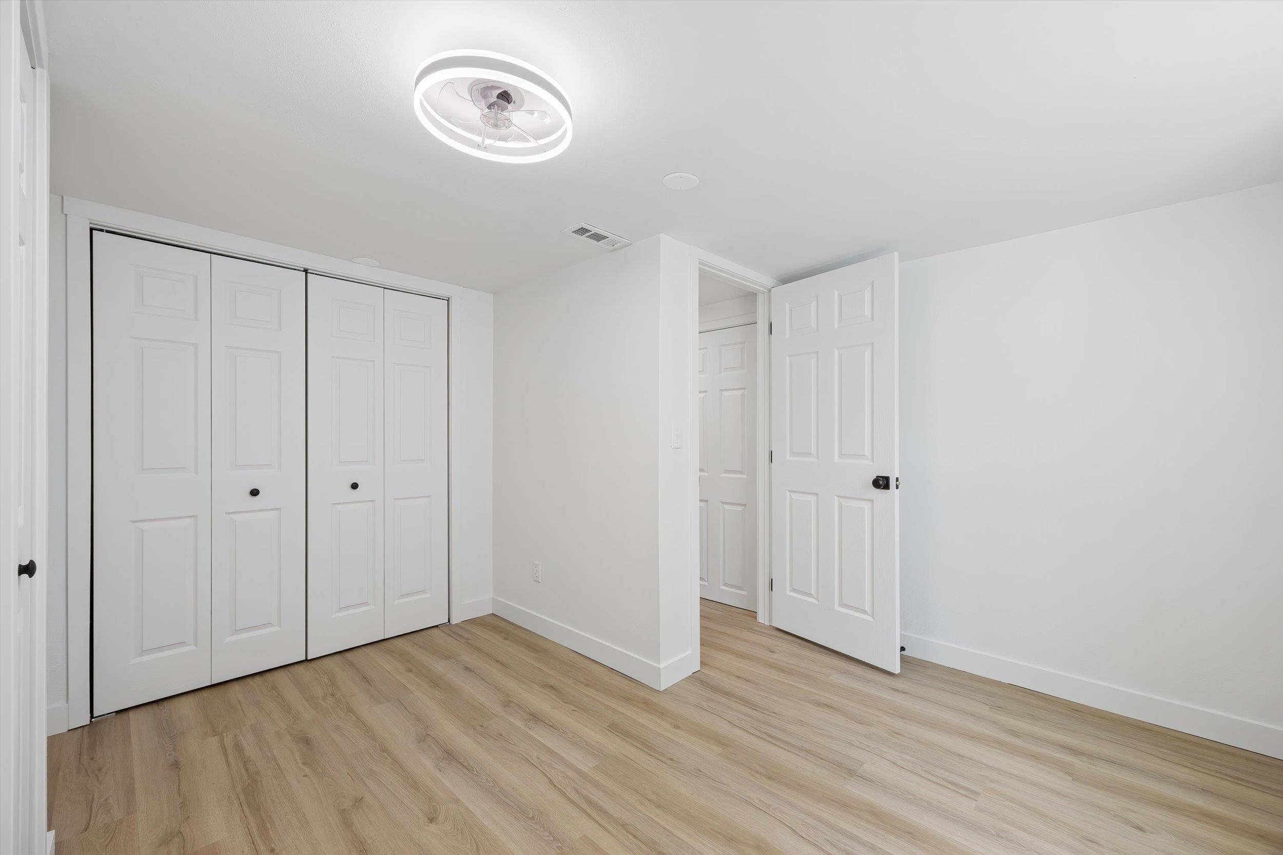 2629 W Crown Ave - Photo 29