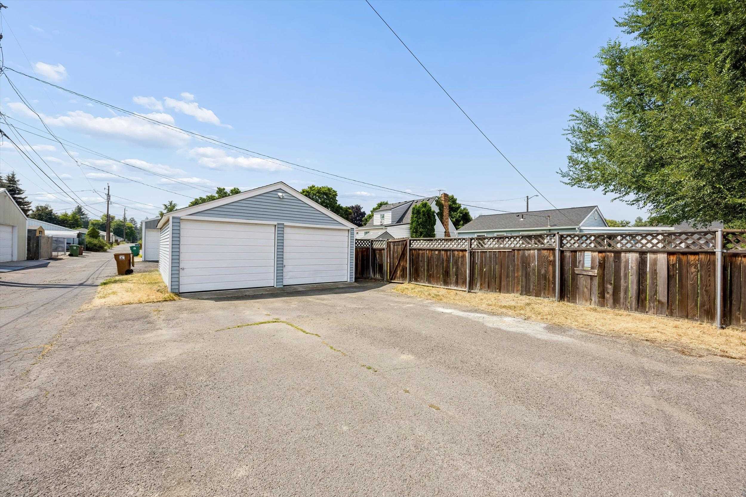 2629 W Crown Ave - Photo 34