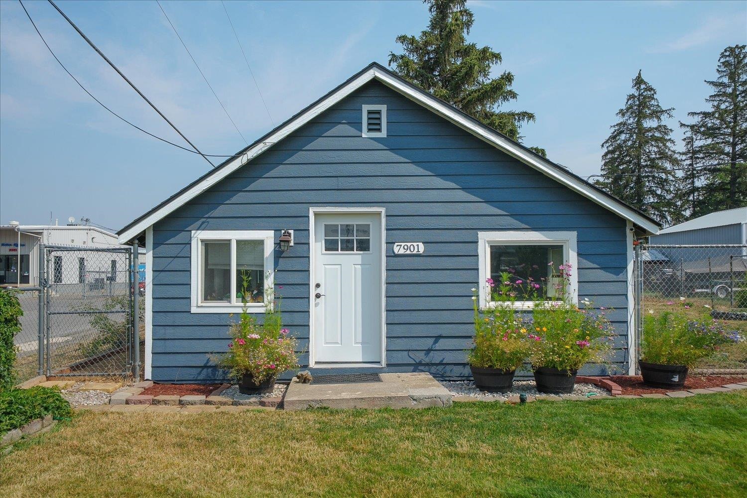 7901 E Valleyway Ave - Photo 3