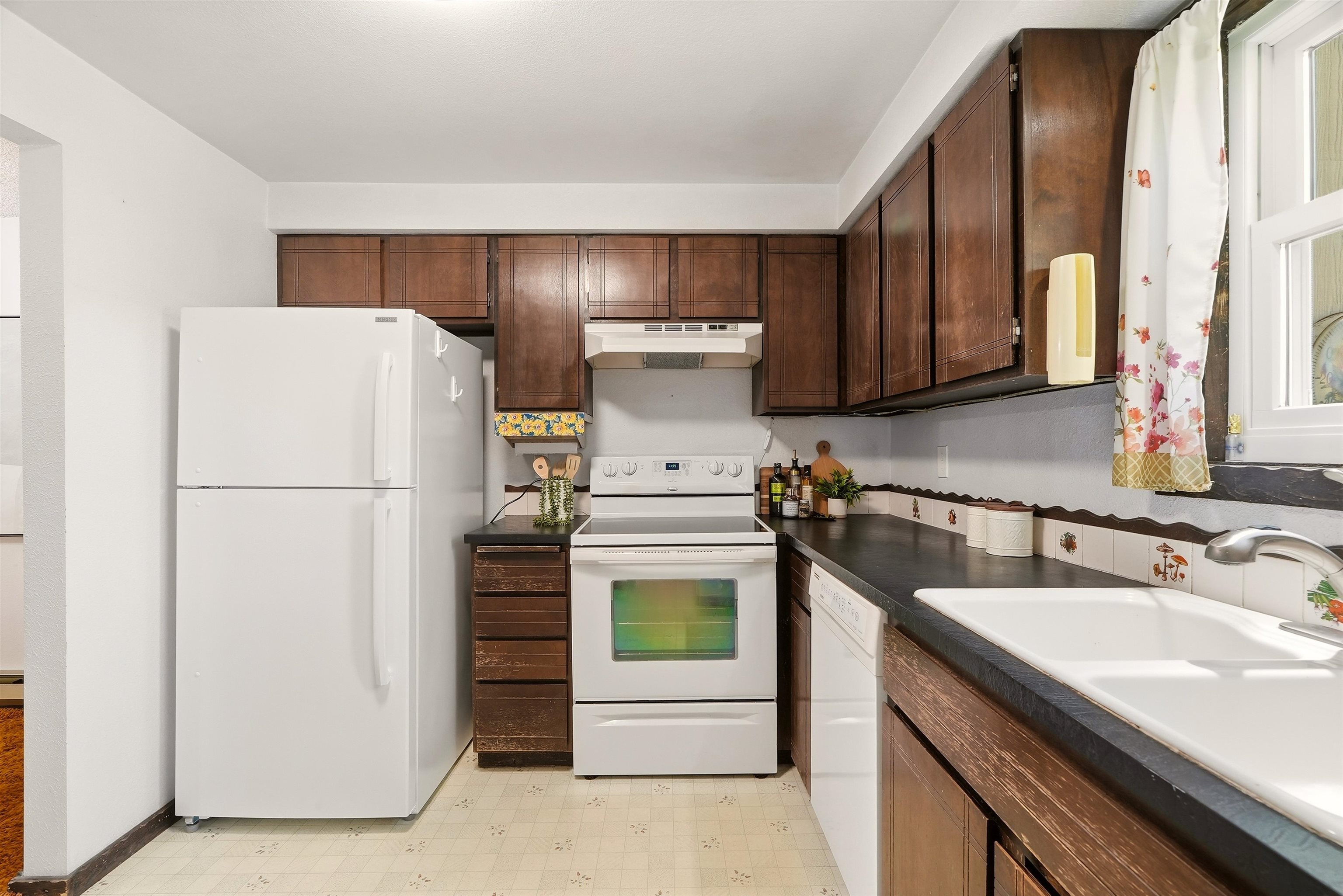 13112 E Main Ave - Photo 10