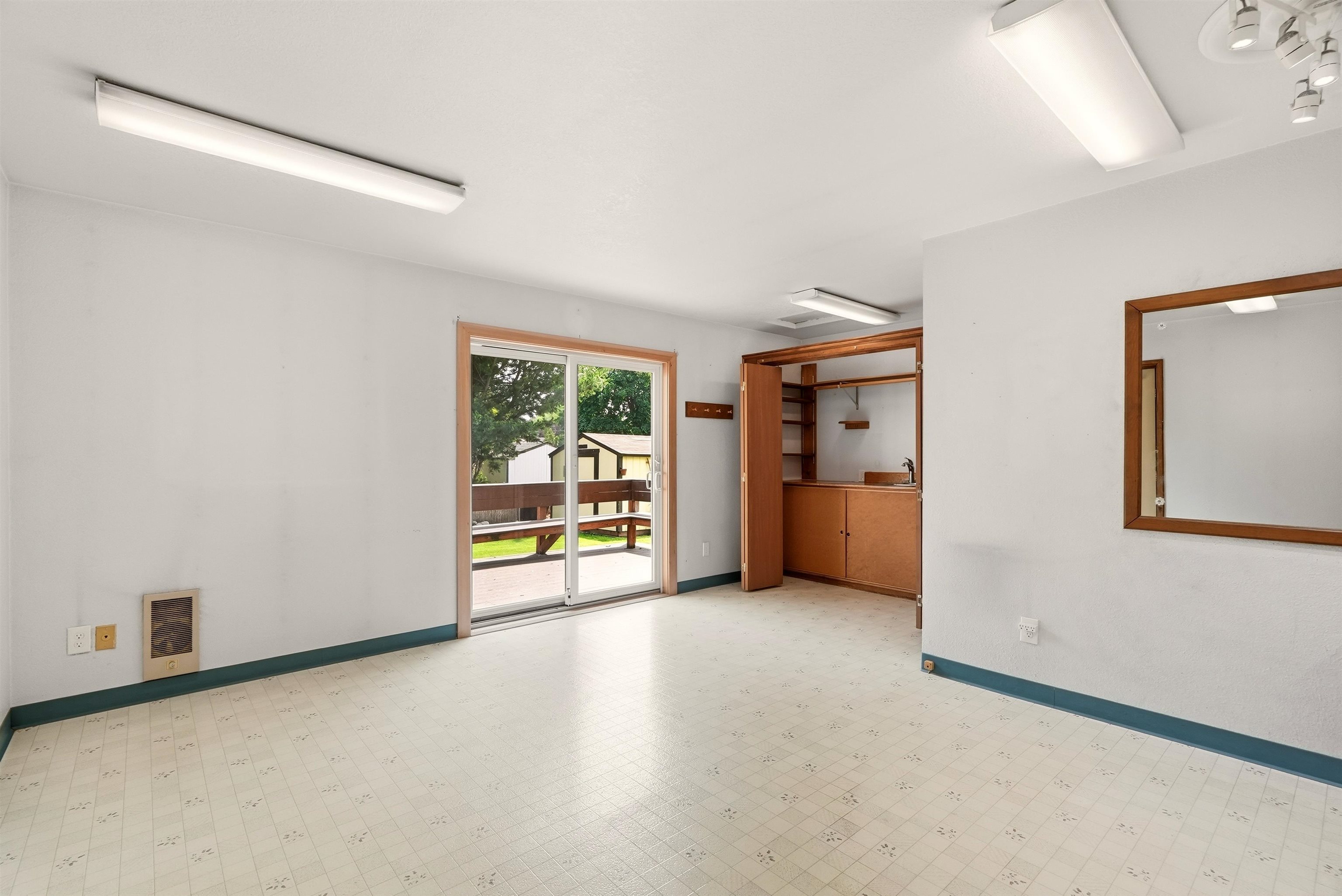 13112 E Main Ave - Photo 18