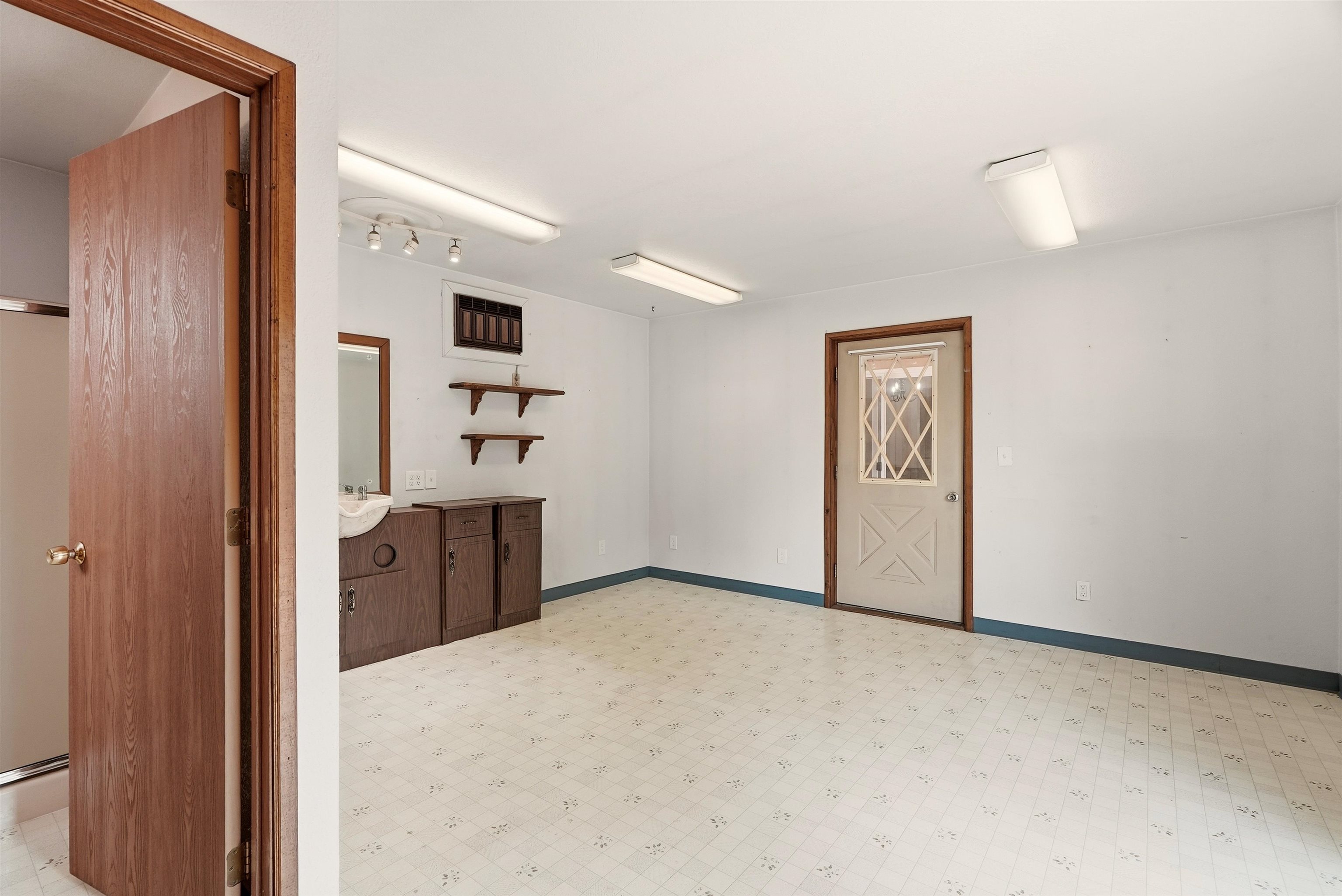 13112 E Main Ave - Photo 19