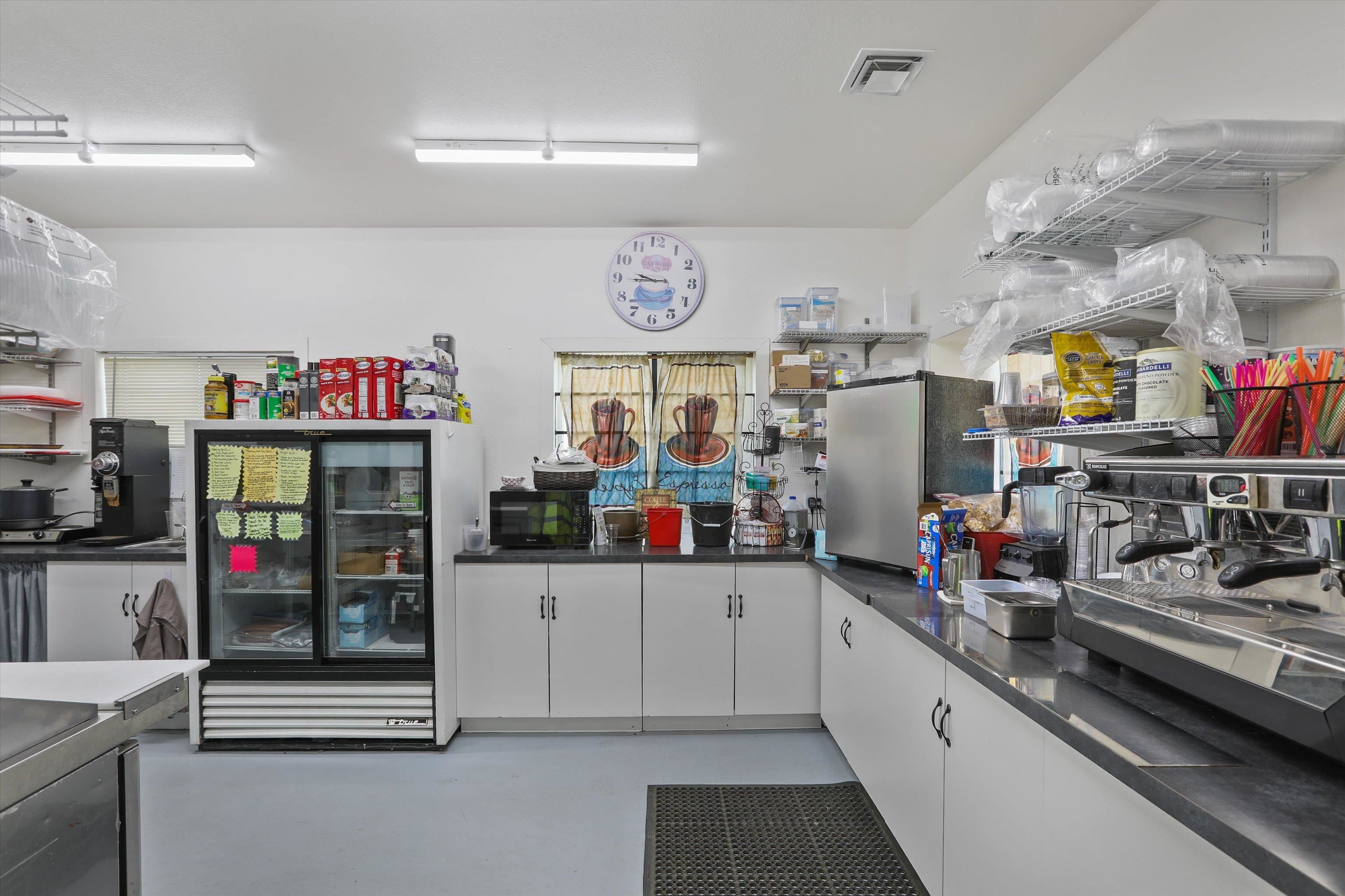 315 W Jennings Rd - Photo 7