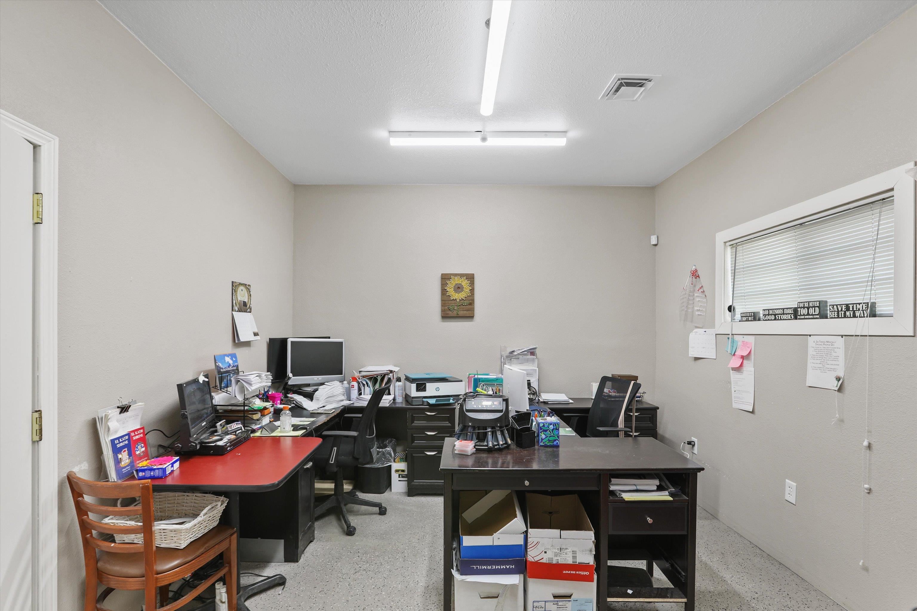 315 W Jennings Rd - Photo 15