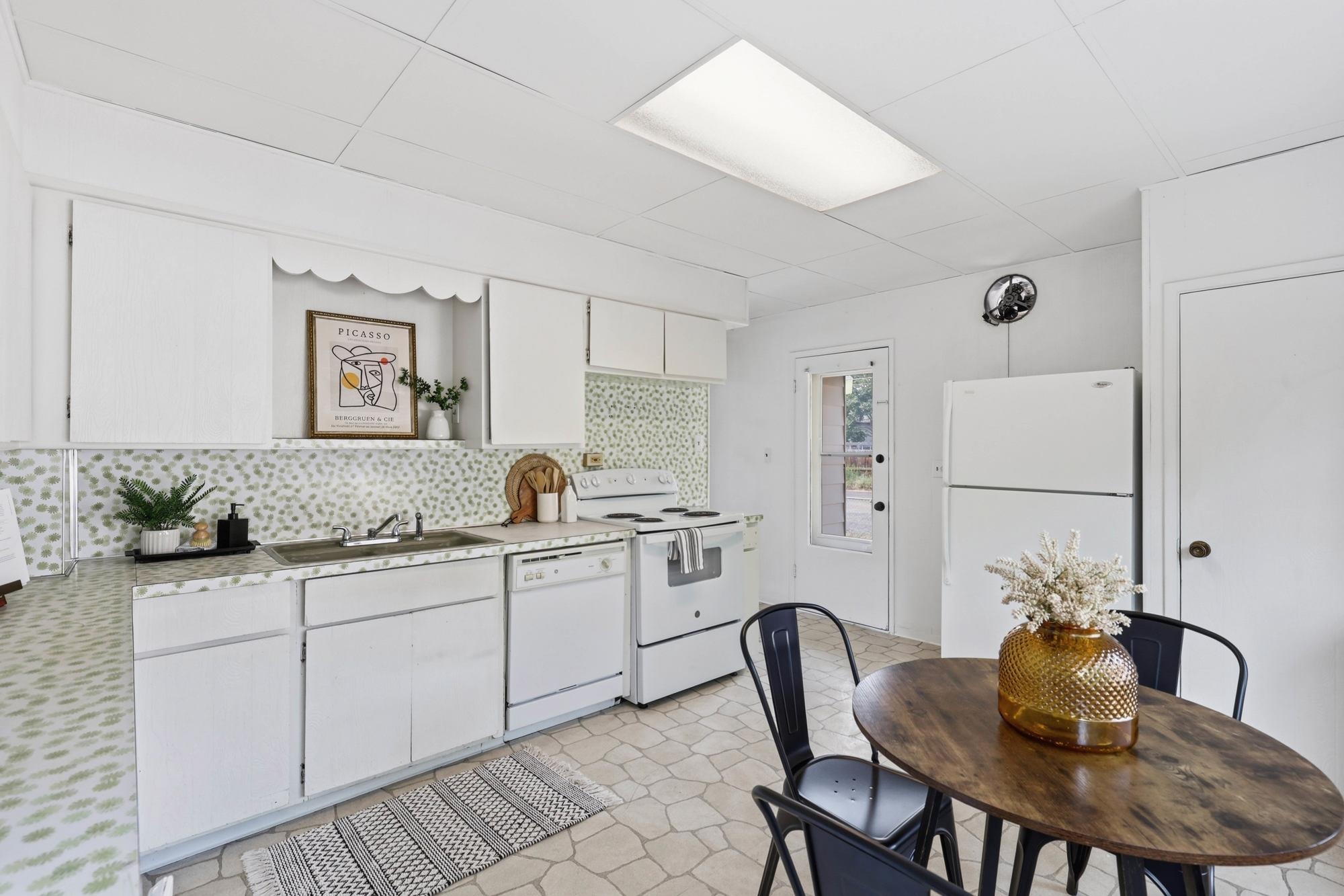 1218 W Nora Ave - Photo 10