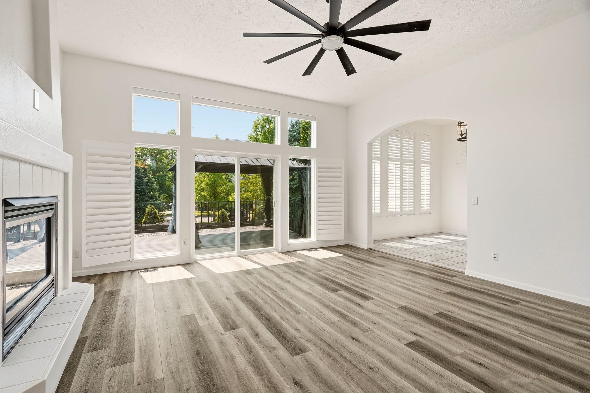 23104 E Broadway Ave - Photo 9