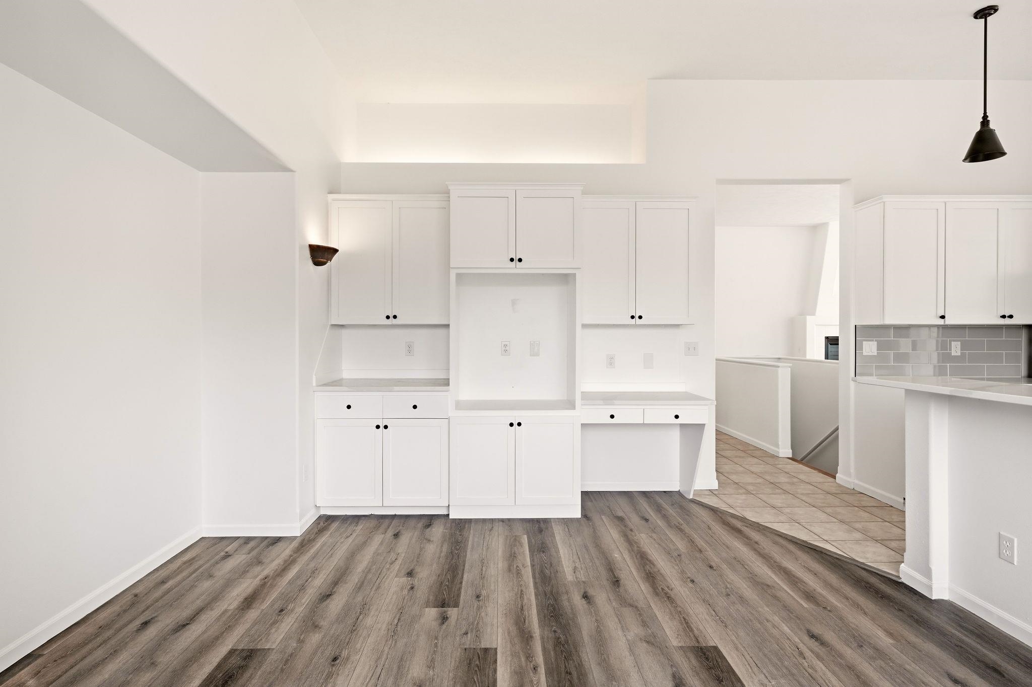 23104 E Broadway Ave - Photo 13
