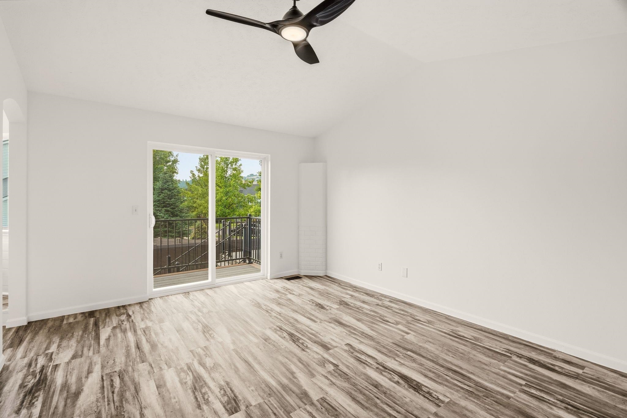 23104 E Broadway Ave - Photo 26