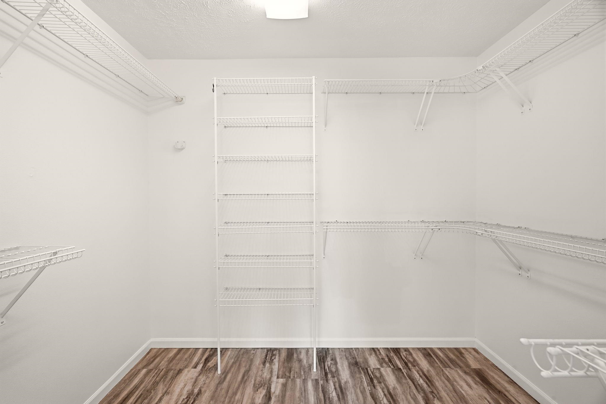 23104 E Broadway Ave - Photo 31