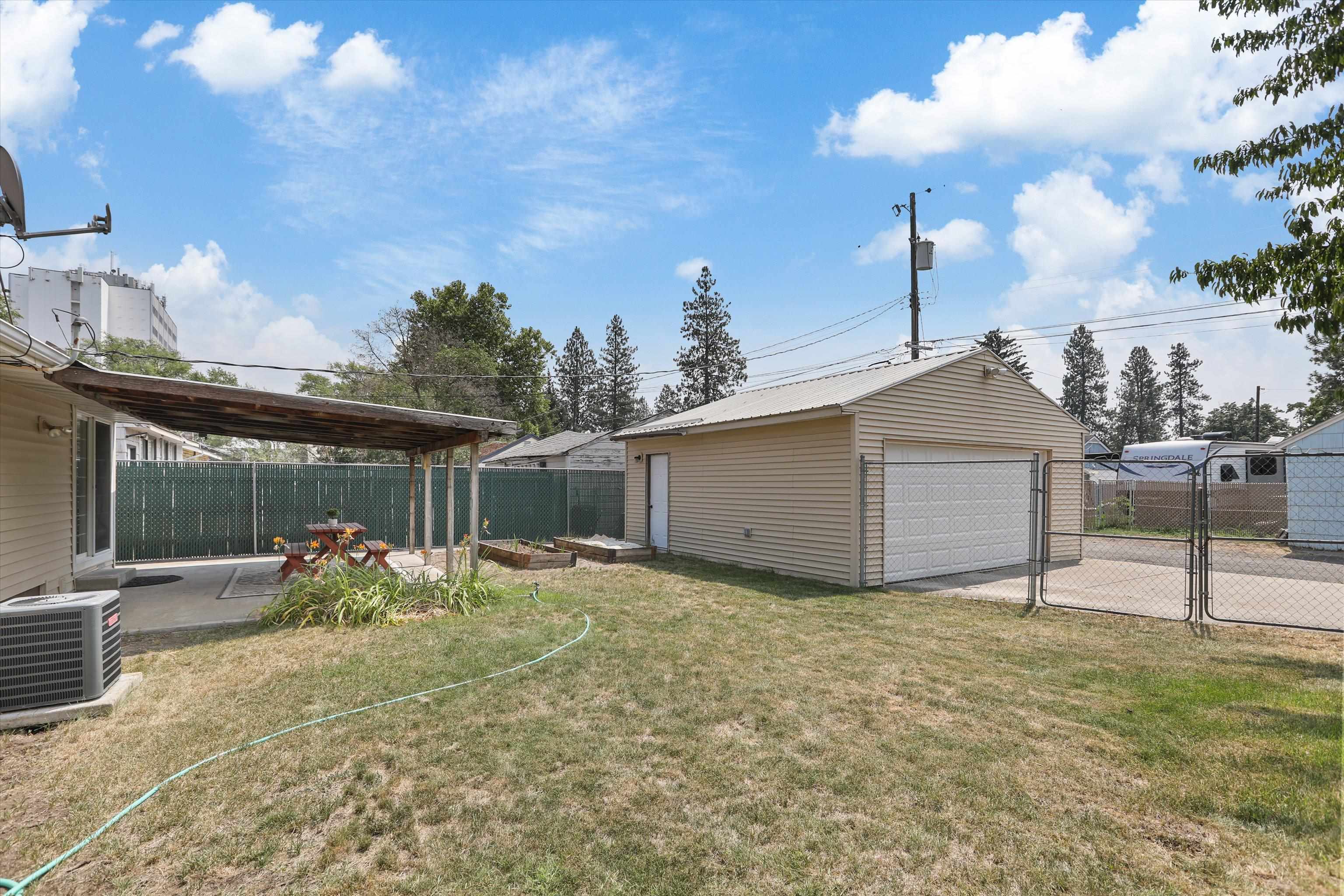 123 W Heroy Ave - Photo 20