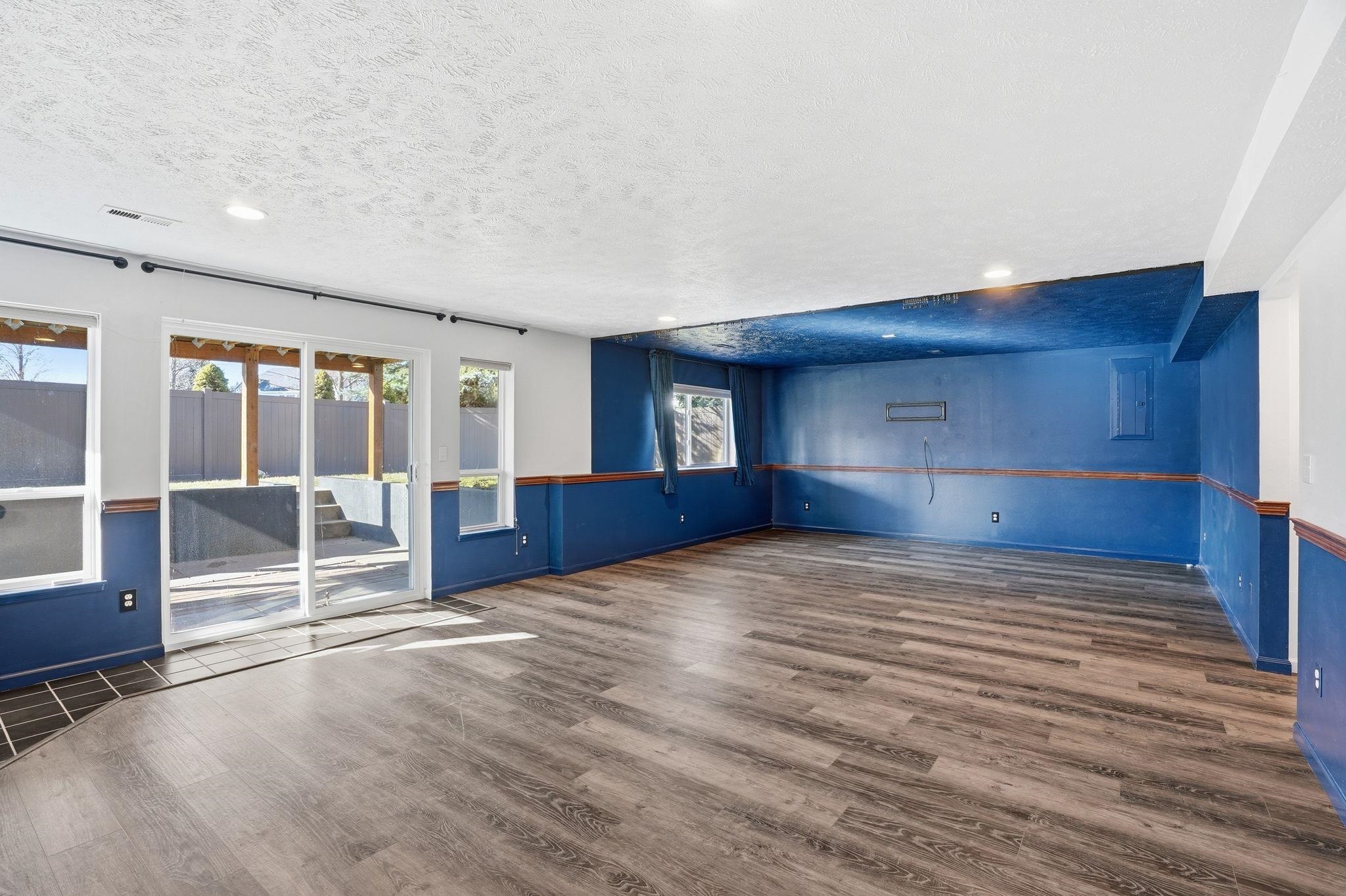 23104 E Broadway Ave - Photo 43