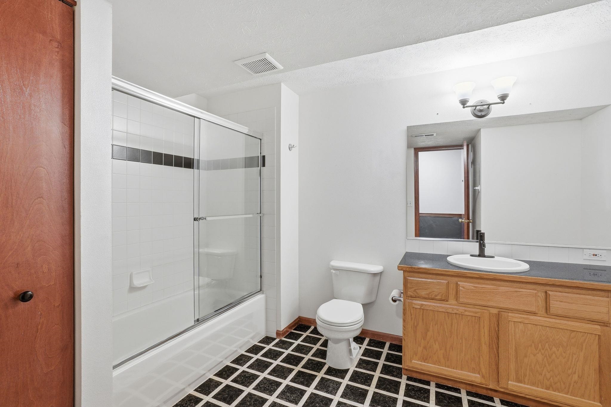 23104 E Broadway Ave - Photo 42