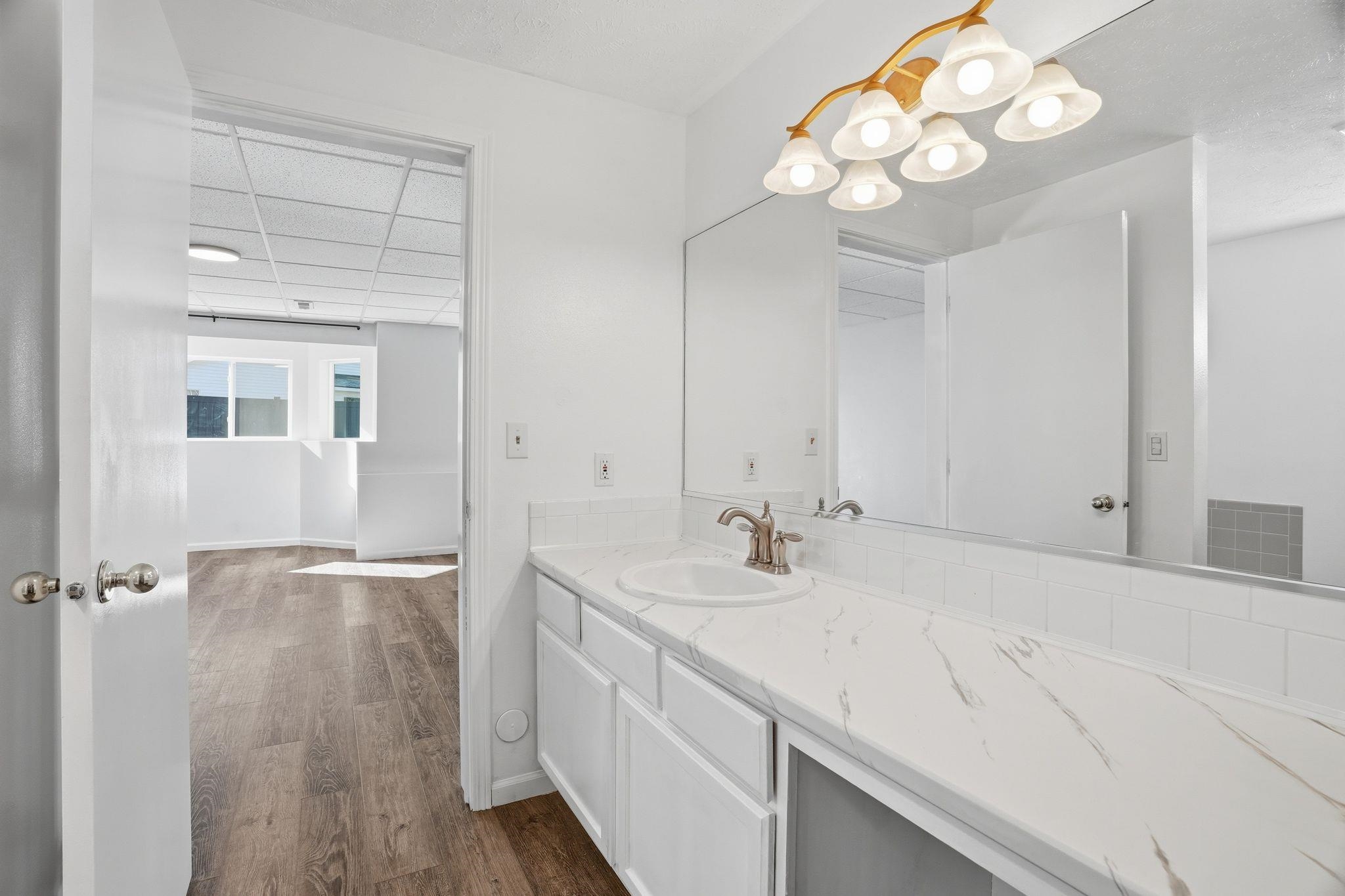23104 E Broadway Ave - Photo 37