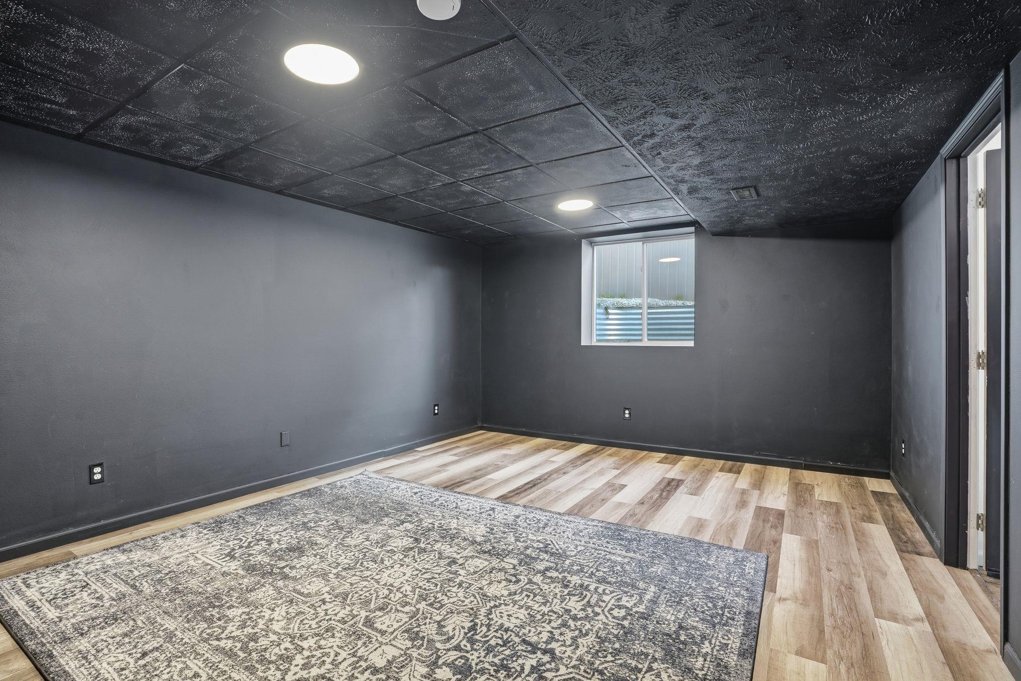 23104 E Broadway Ave - Photo 45