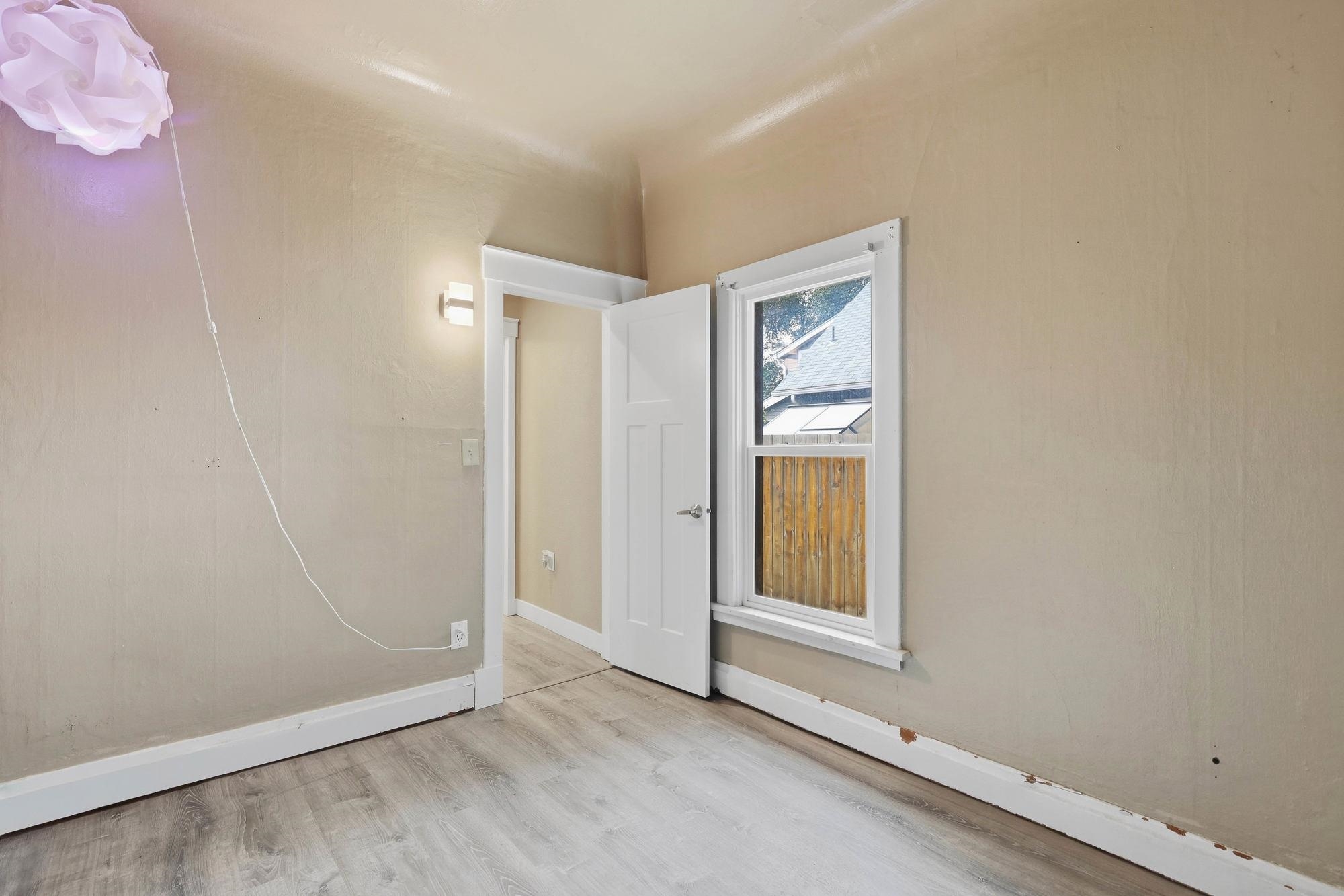 1611 W Mansfield Ave - Photo 15