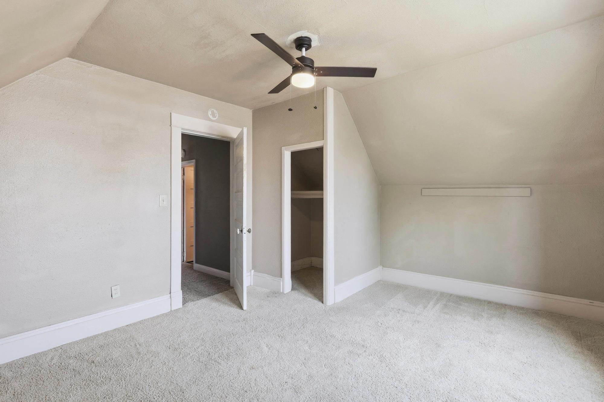 1611 W Mansfield Ave - Photo 24